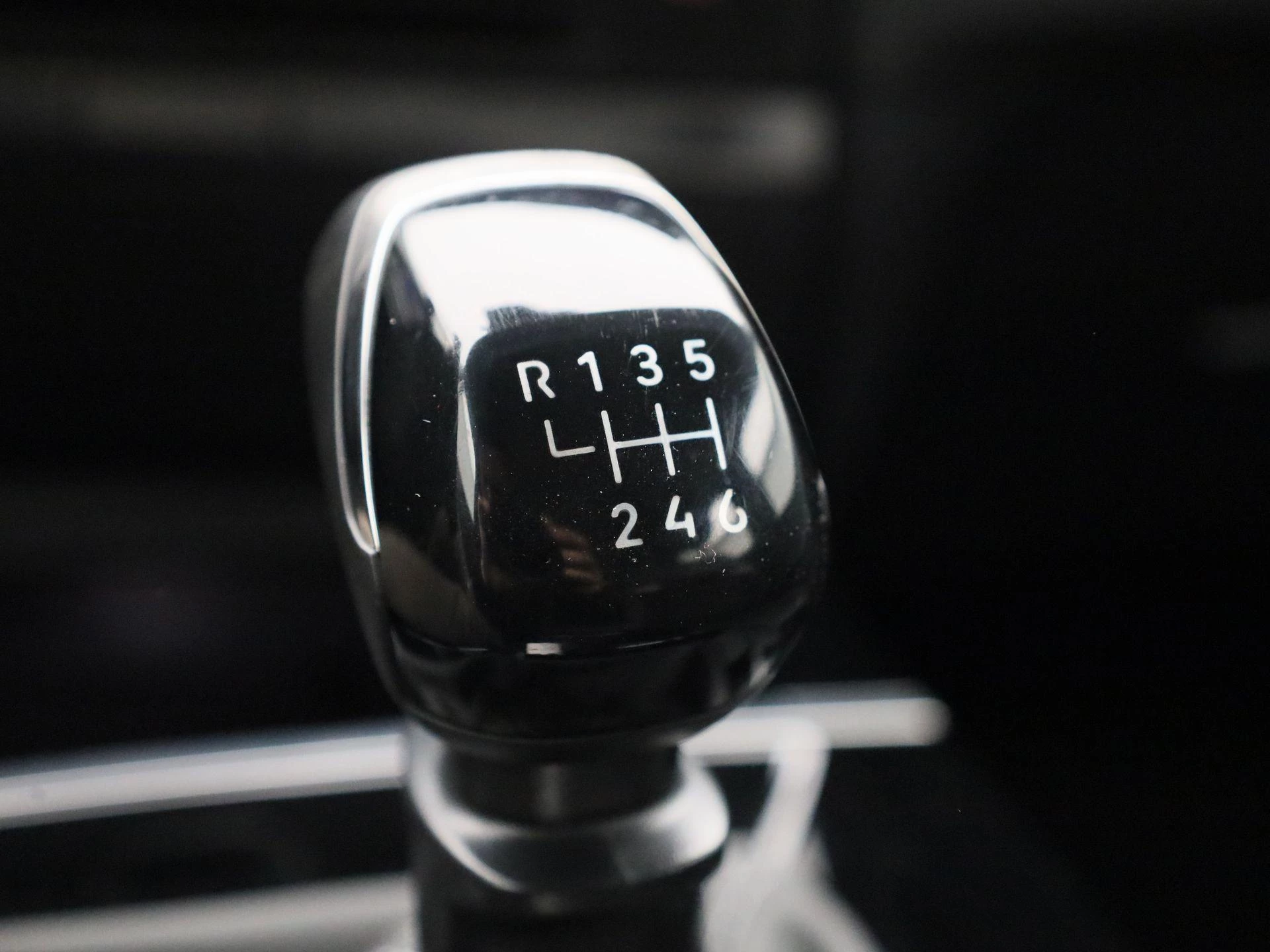 Opel-Astra-image-17