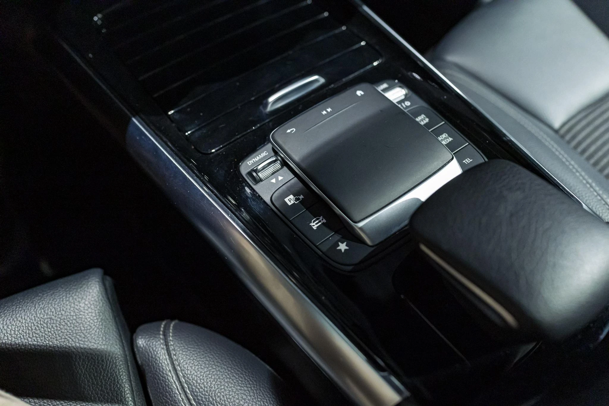 Mercedes-Benz GLA GLA 250e Business Solution