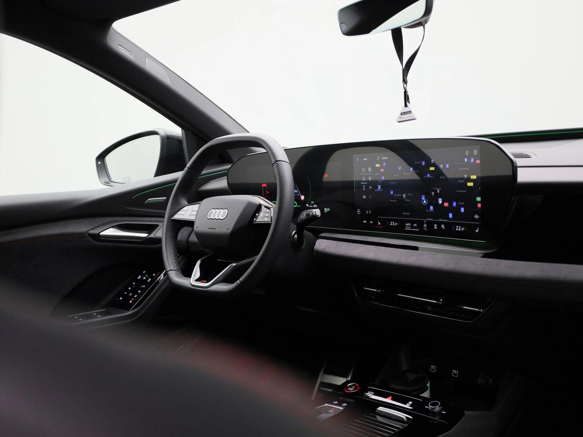 Audi SQ6 e-tron quattro 100 kWh