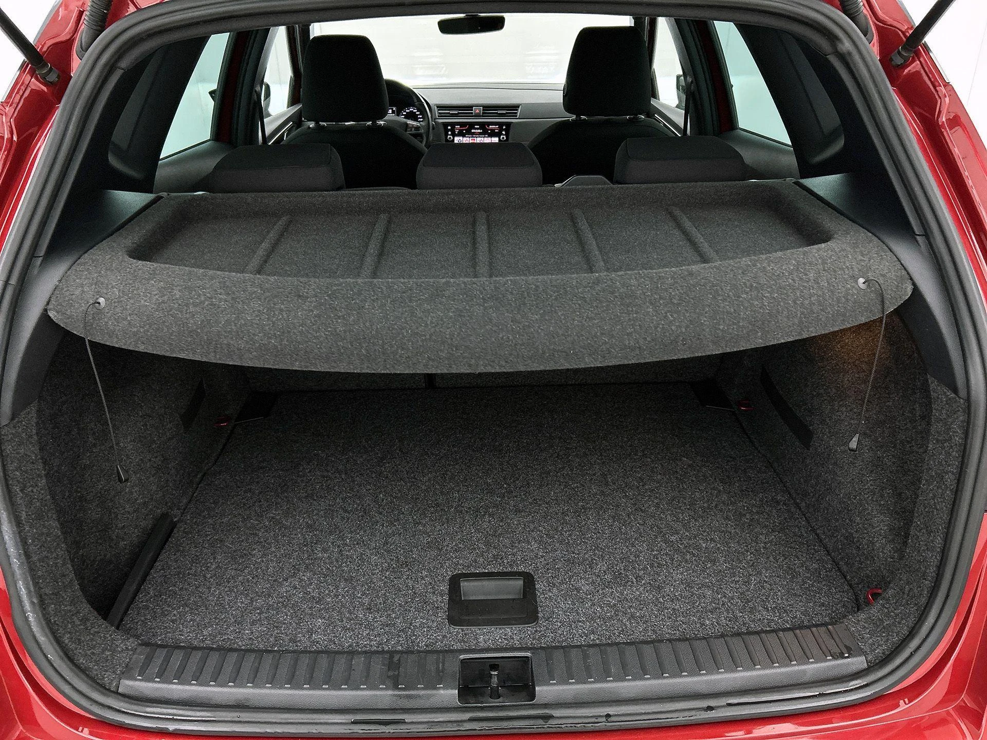 SEAT-Arona-image-15