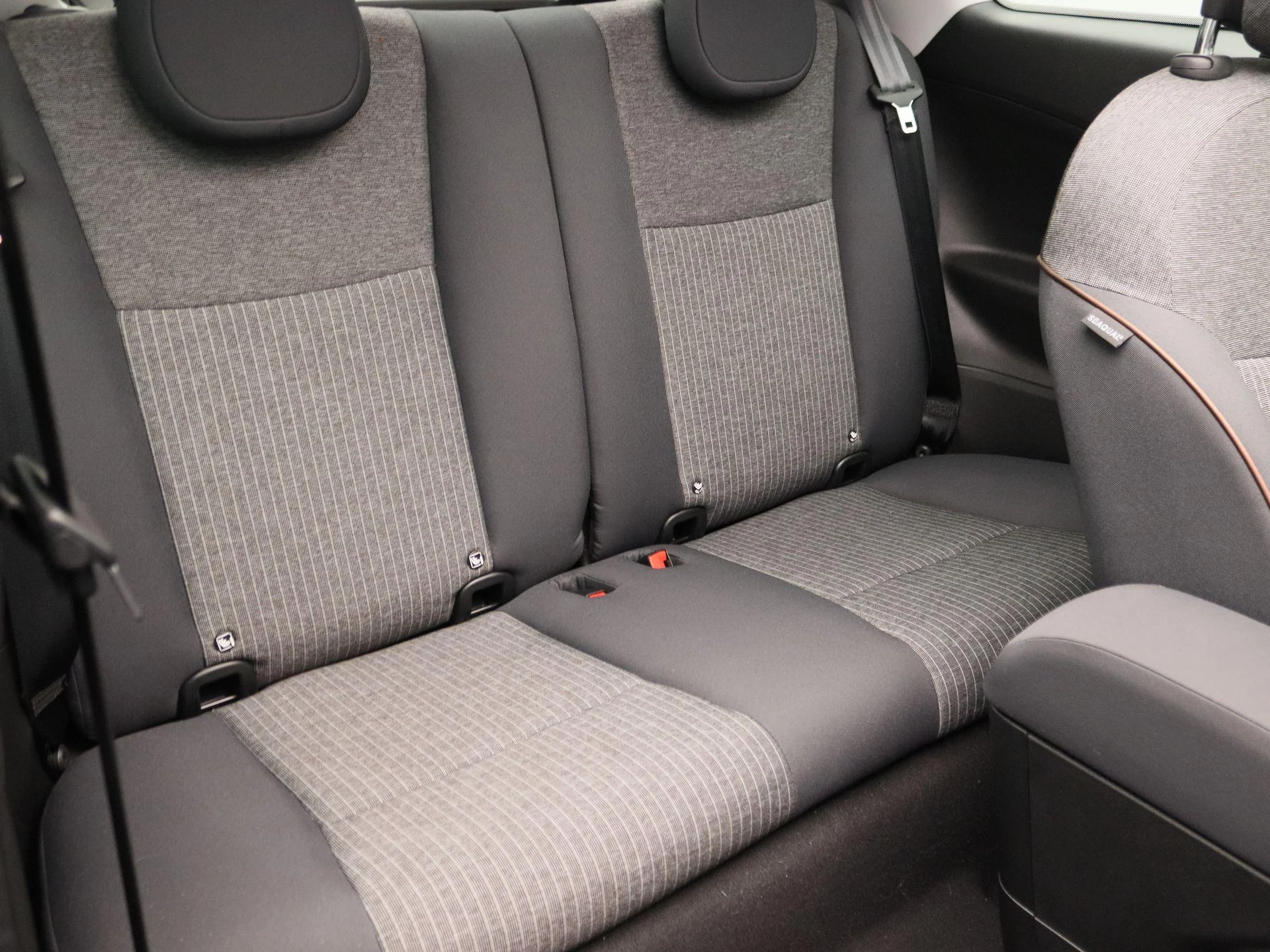 Fiat-500C-image-25