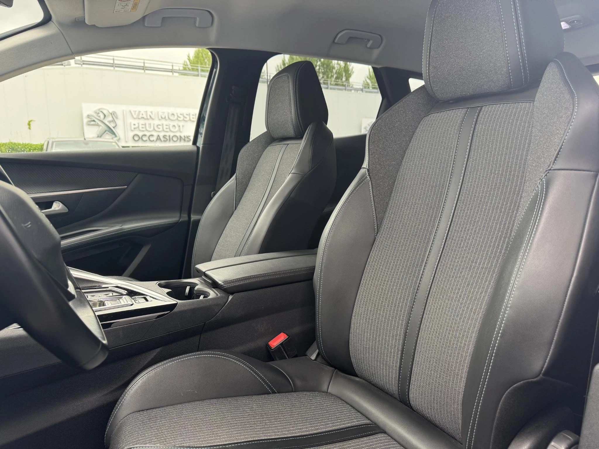 Peugeot-3008-image-27