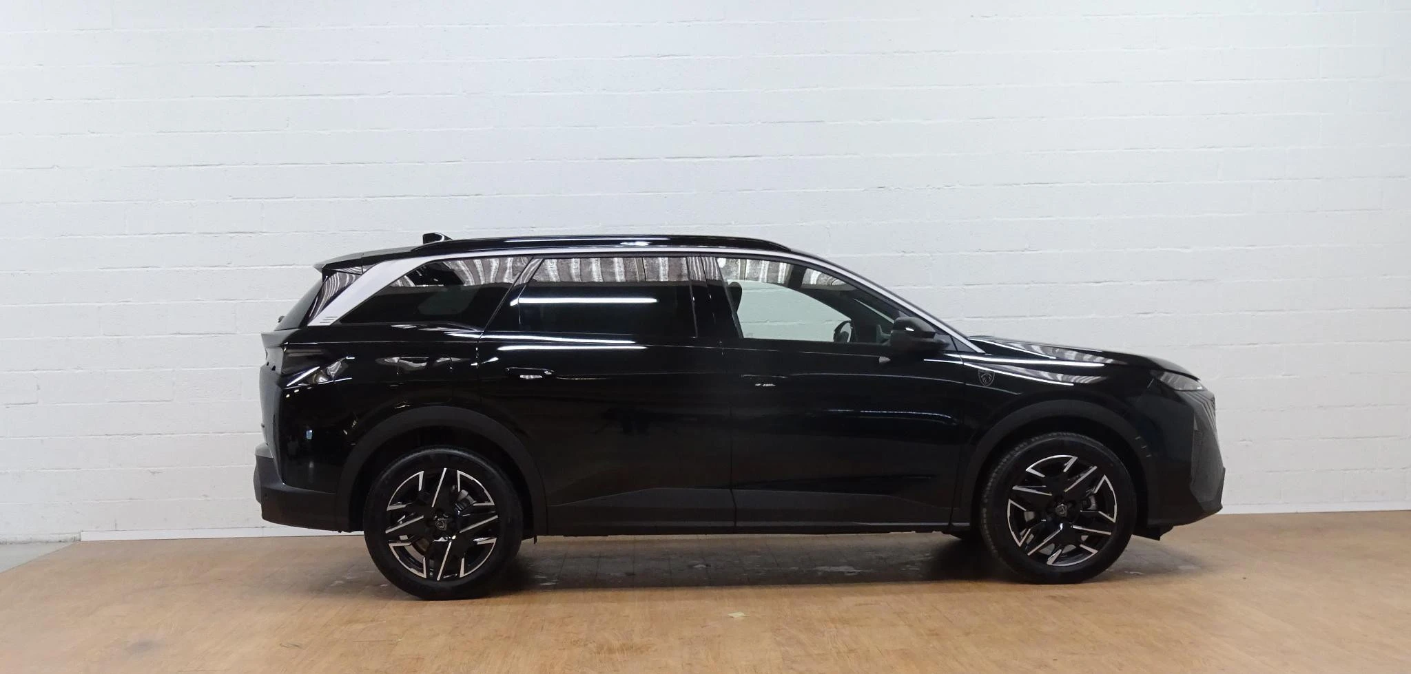 Peugeot-5008-image-6