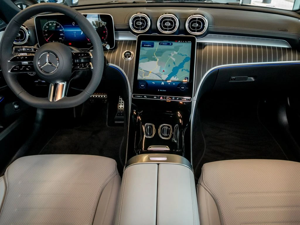 Mercedes-Benz-C-Klasse 220 d-image-12