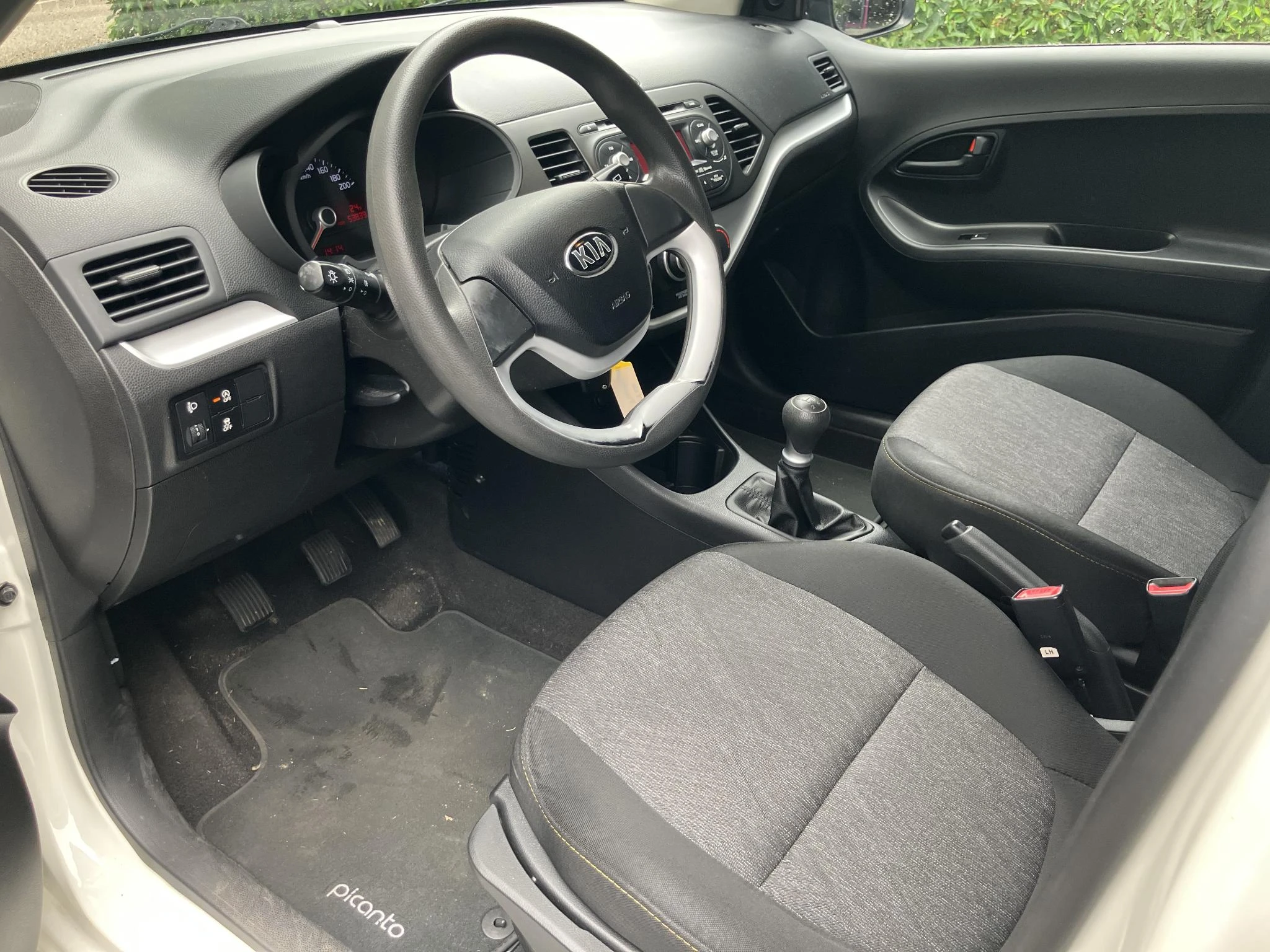 Kia-Picanto-image-2