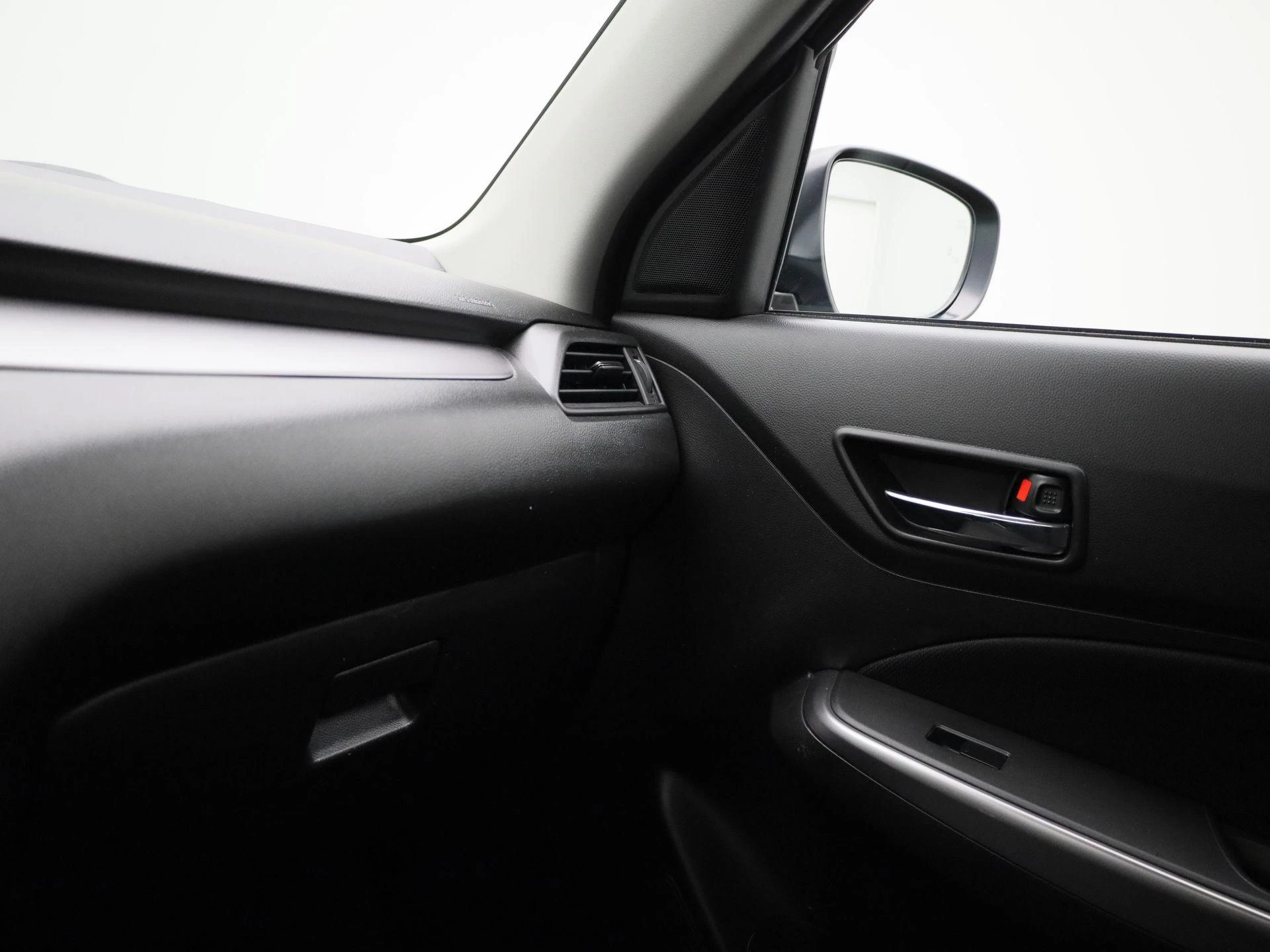 Suzuki-Swift-image-21