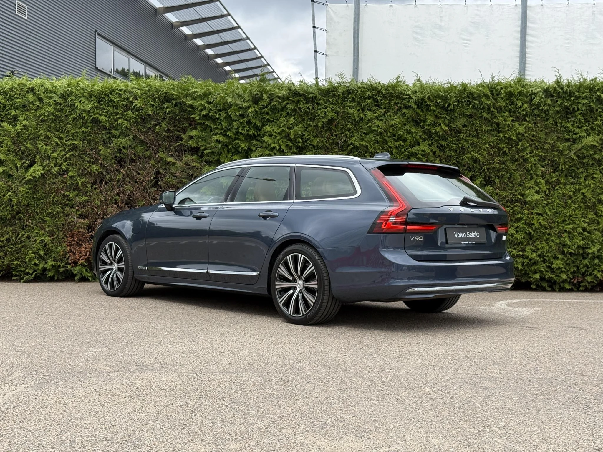 Volvo V90
