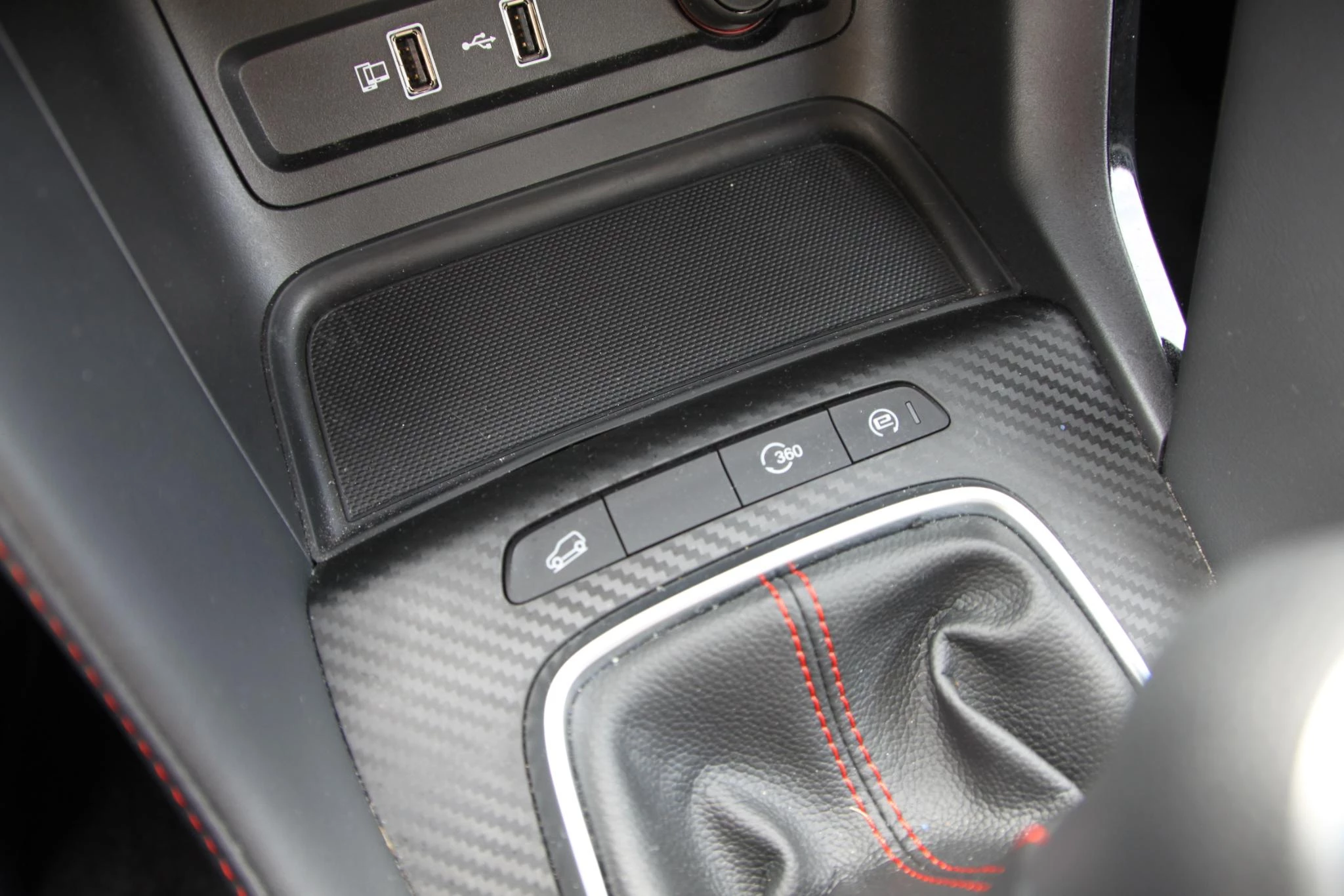 MG ZS 1.5 VTi-Tech MT LUXURY