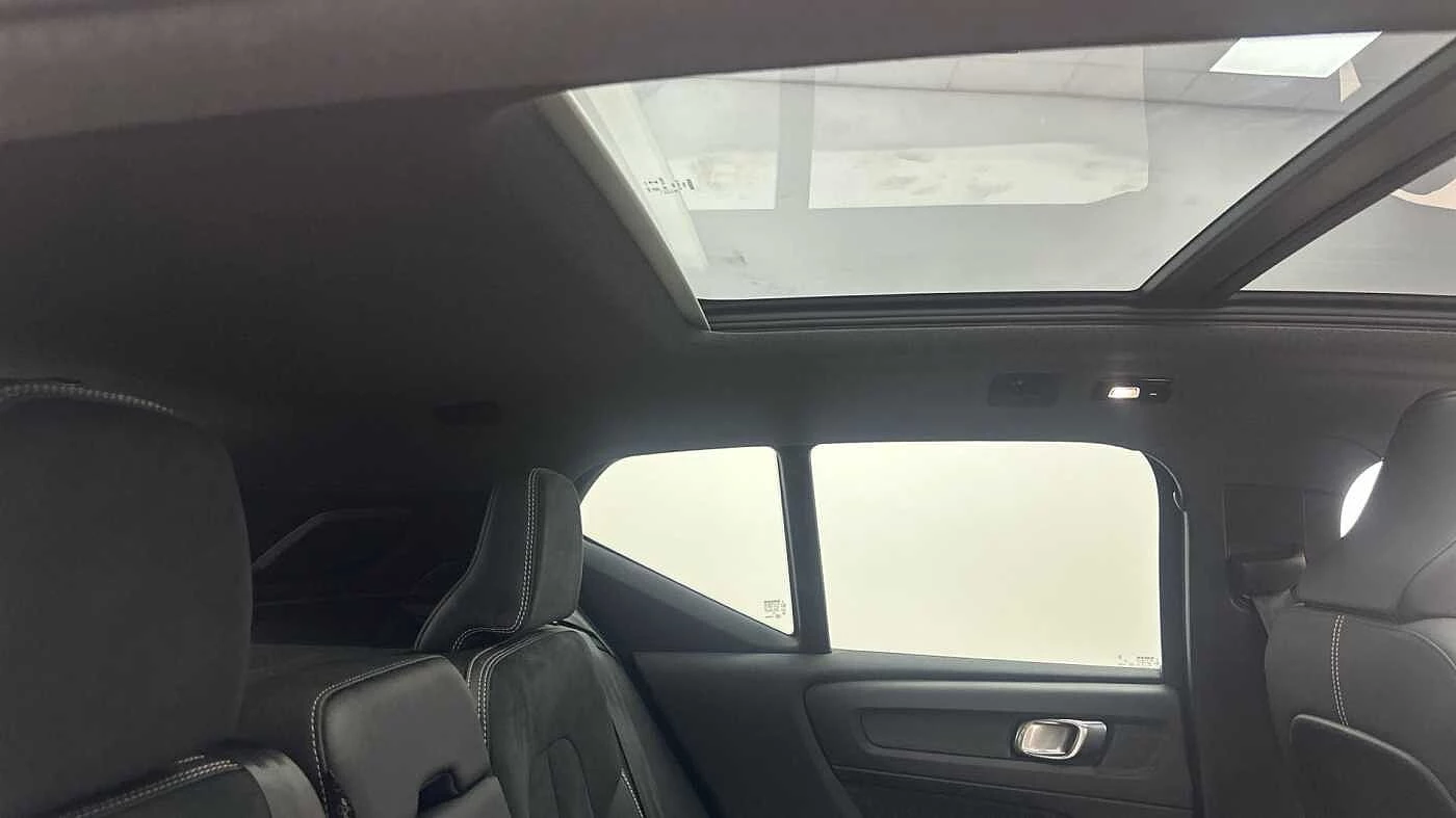 Volvo-XC40-image-20
