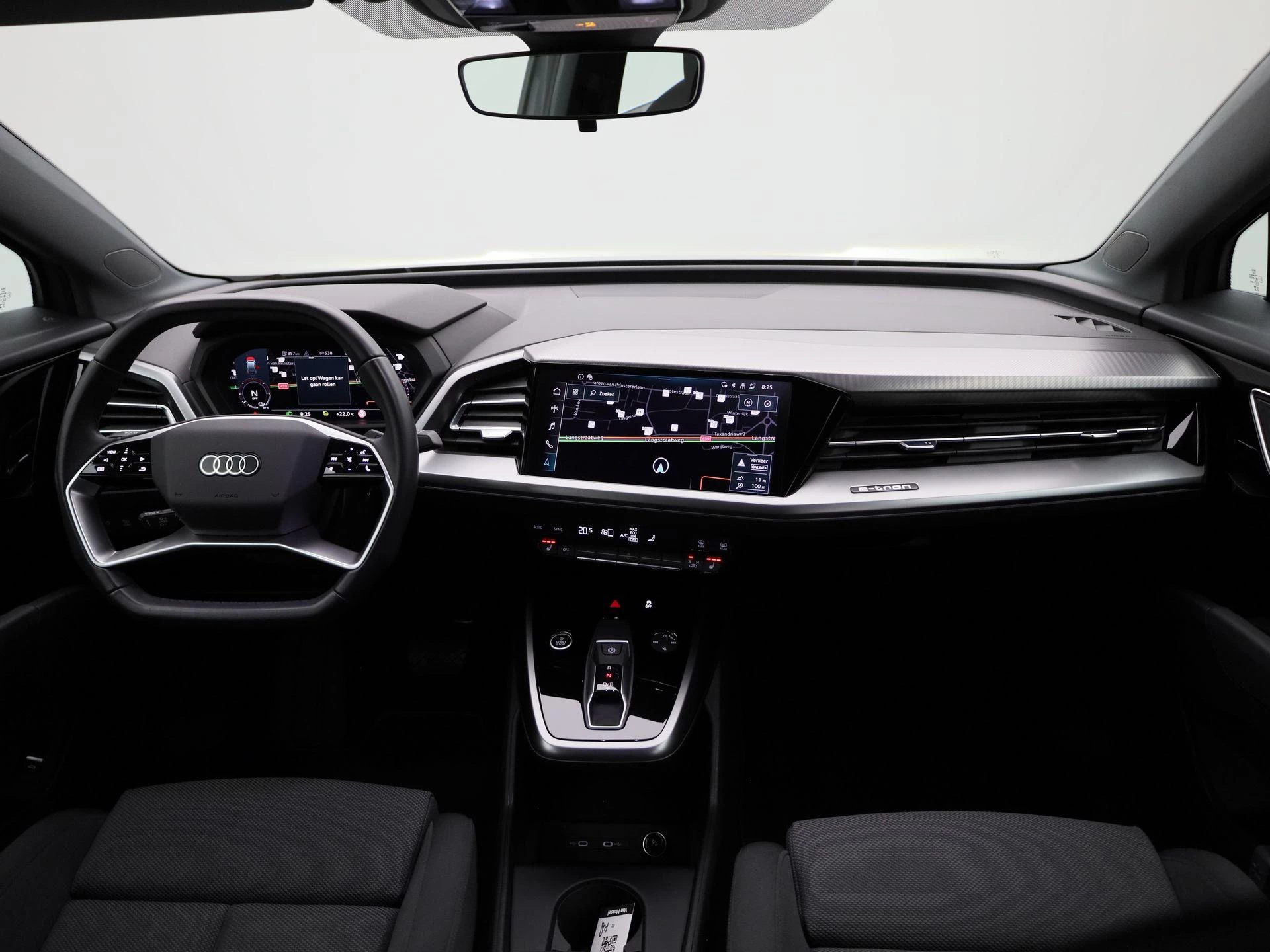 Audi-Q4 e-tron-image-40