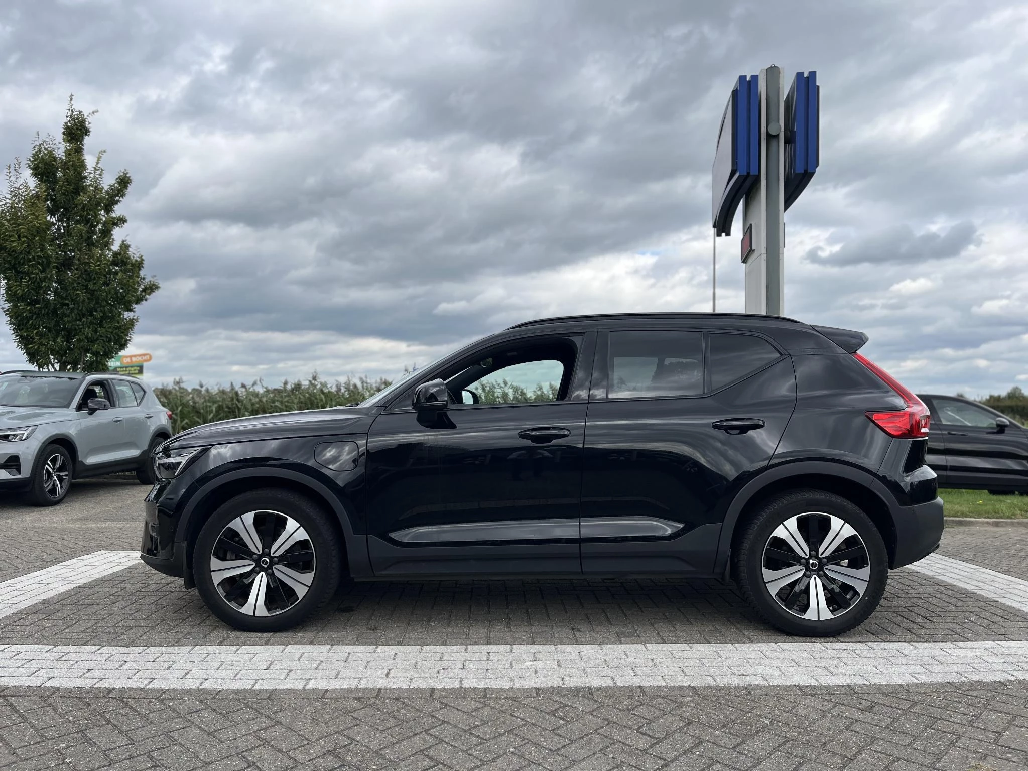 Volvo-XC40-image-1