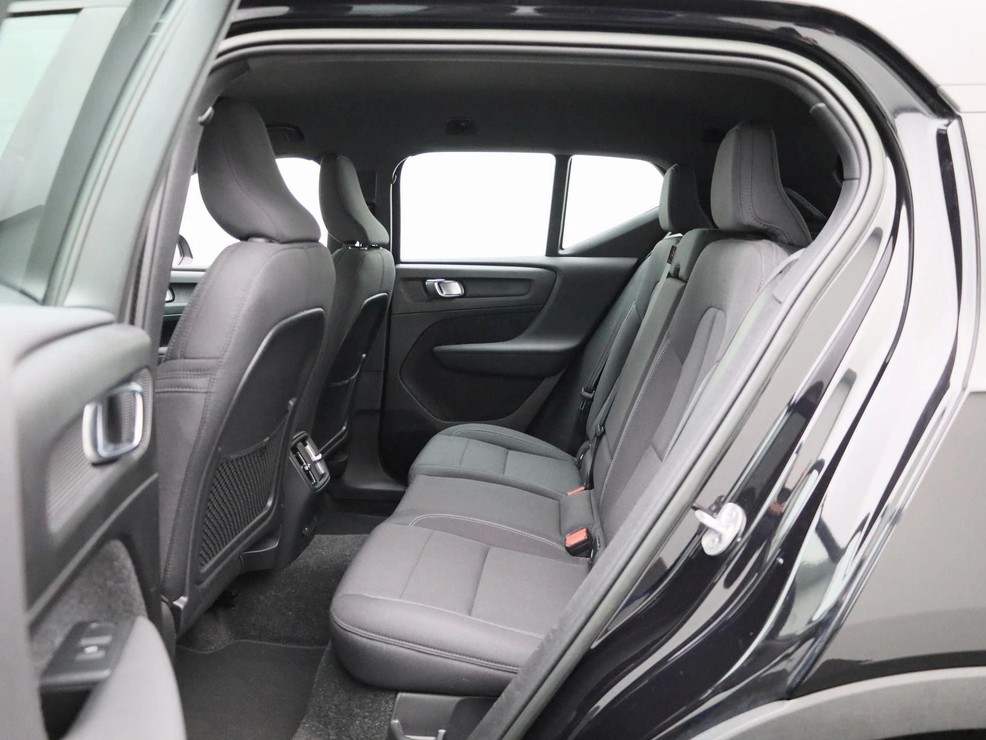 Volvo-XC40-image-9