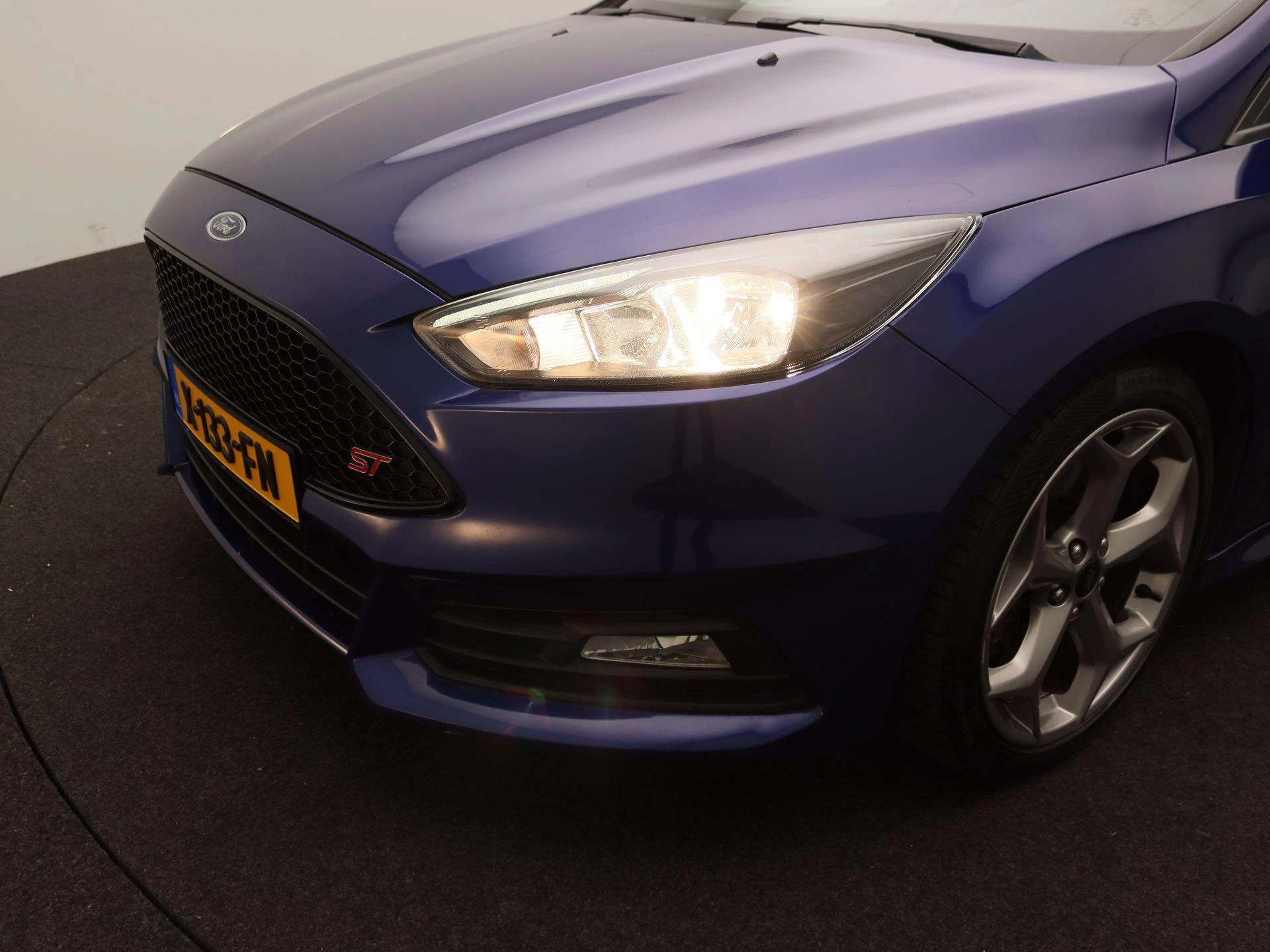 Ford Focus Wagon 2.0 ST