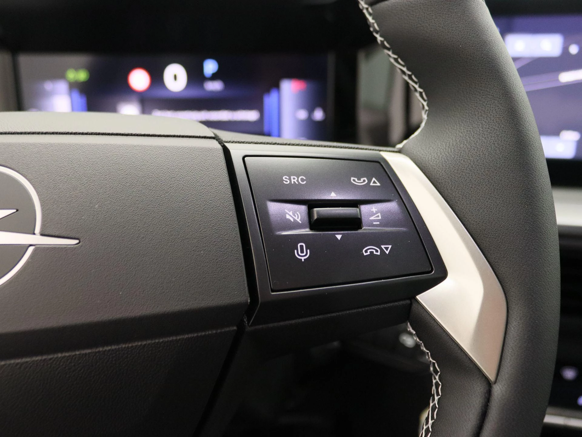 Opel-Frontera-image-17