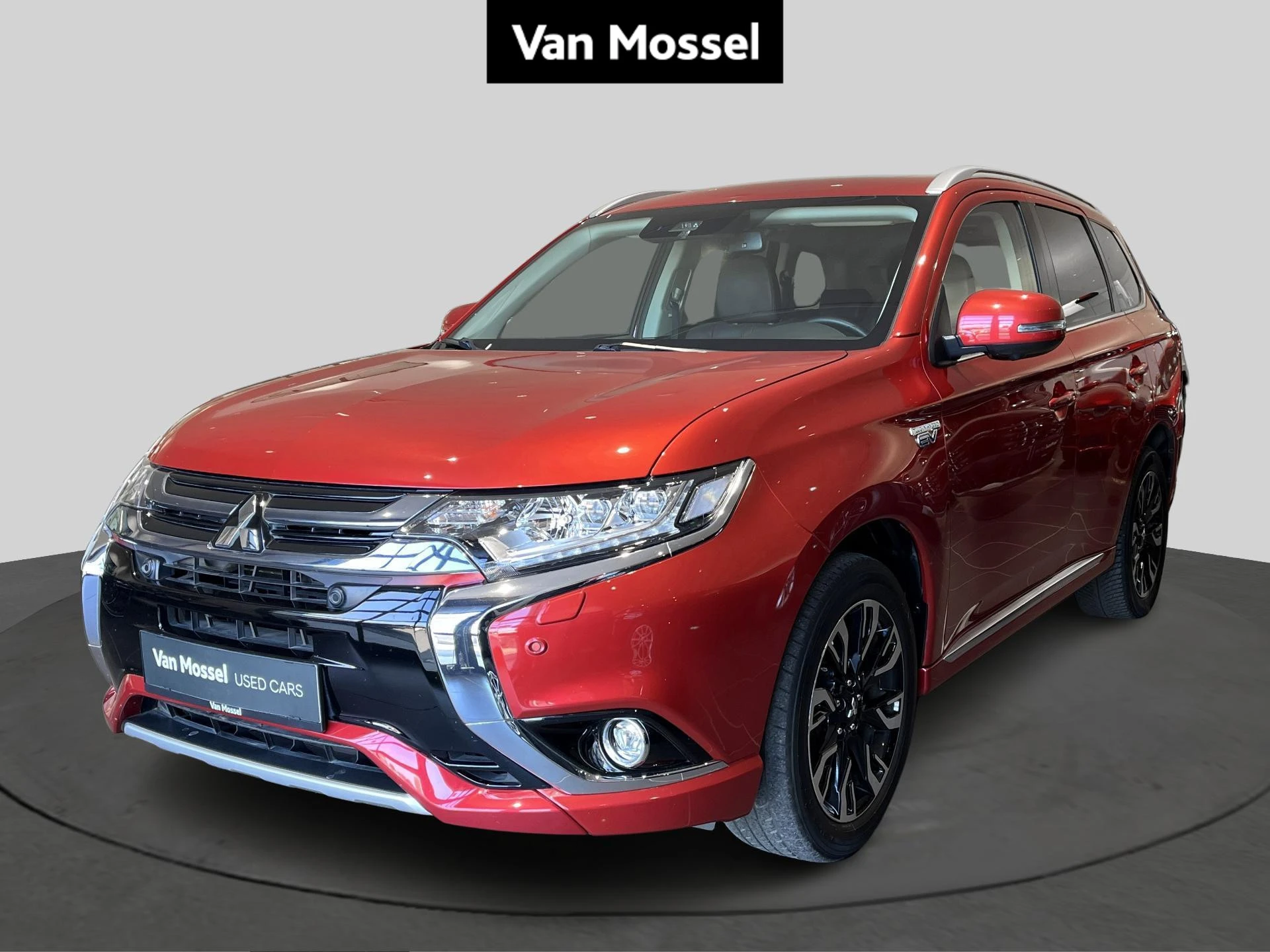 Mitsubishi-Outlander-image-0