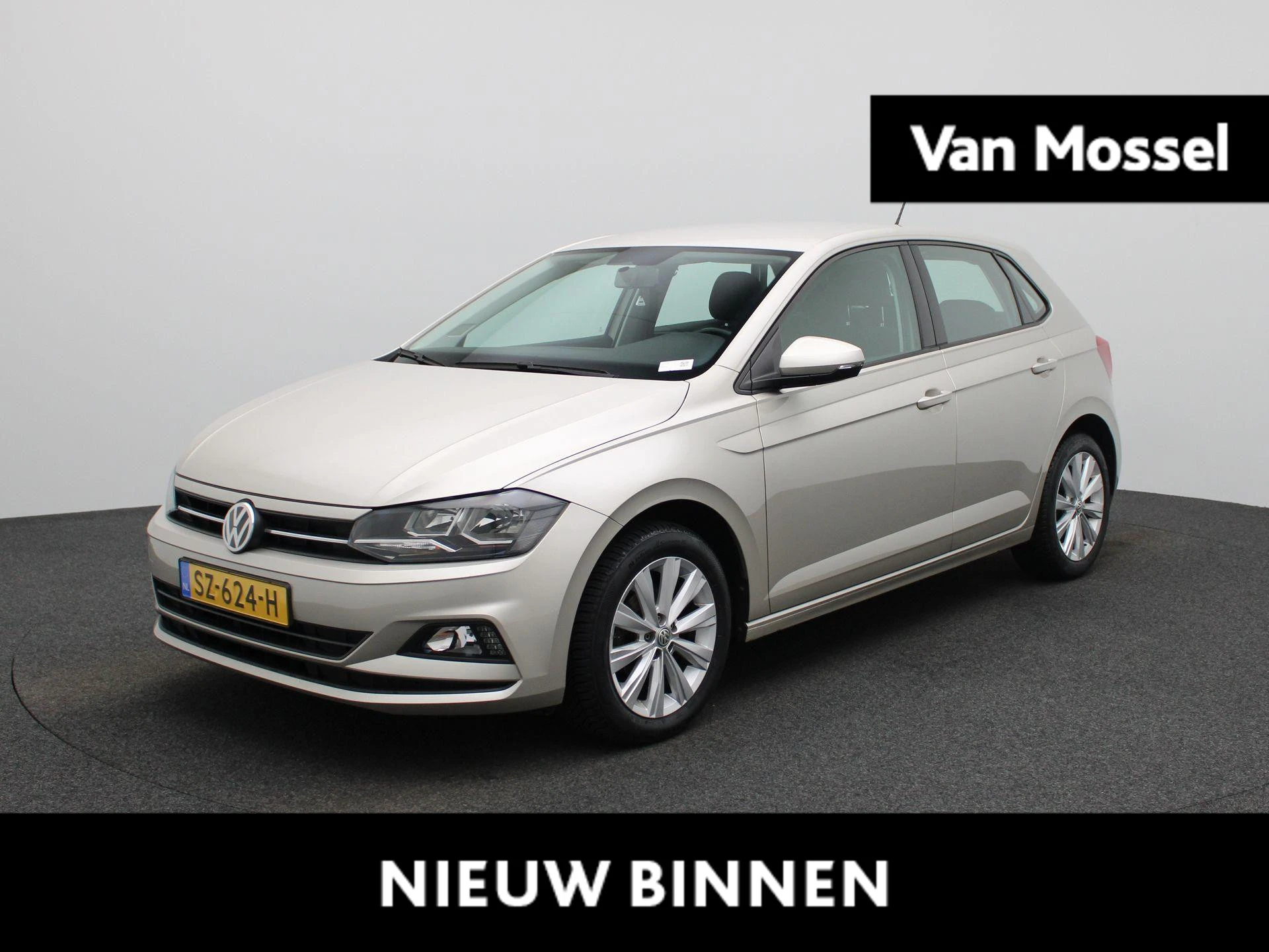 Volkswagen-Polo-image-0