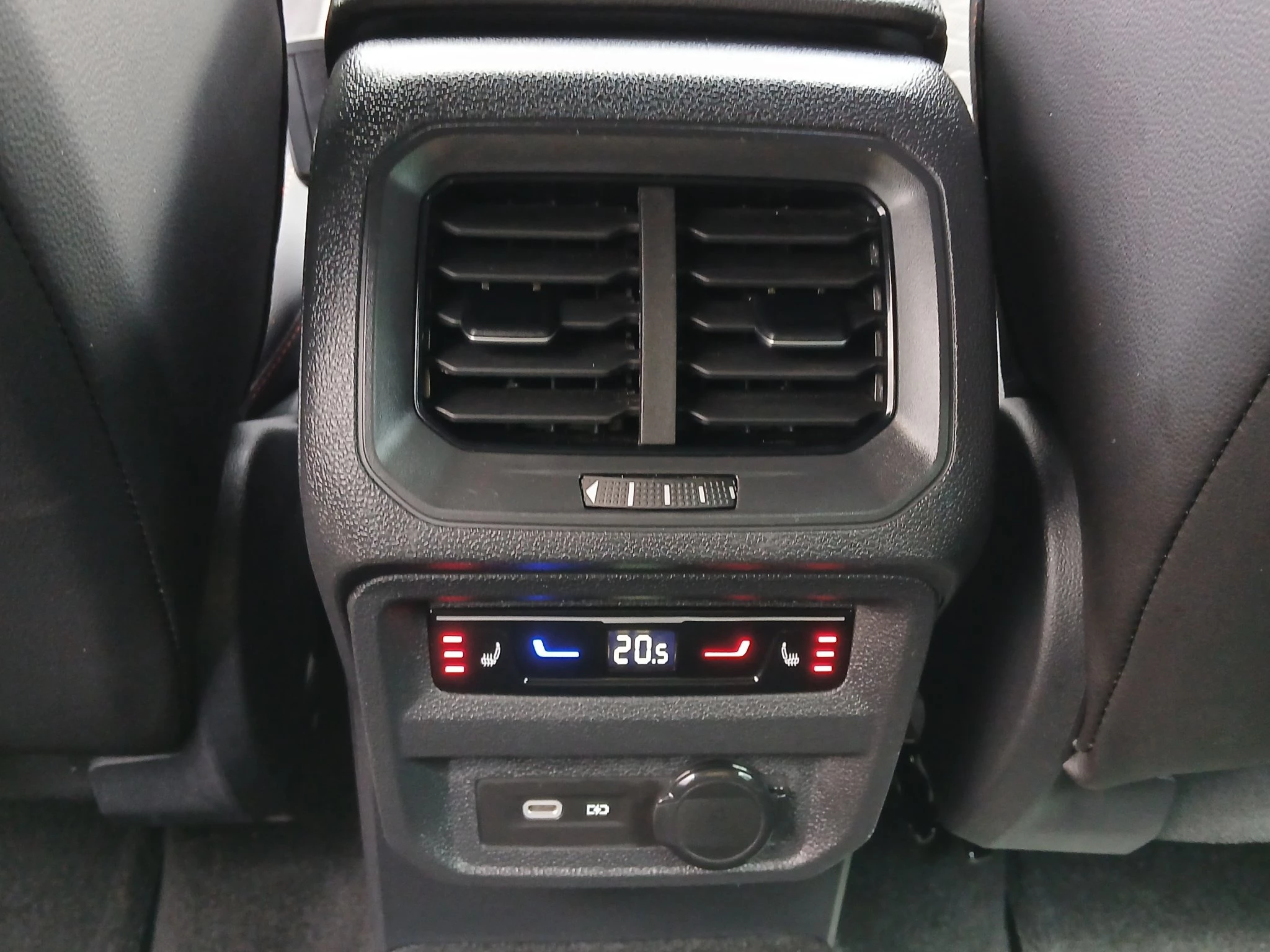 SEAT Tarraco 2.0 TSI FR 4Drive AUT | LED | NAVI | ACC | KAM