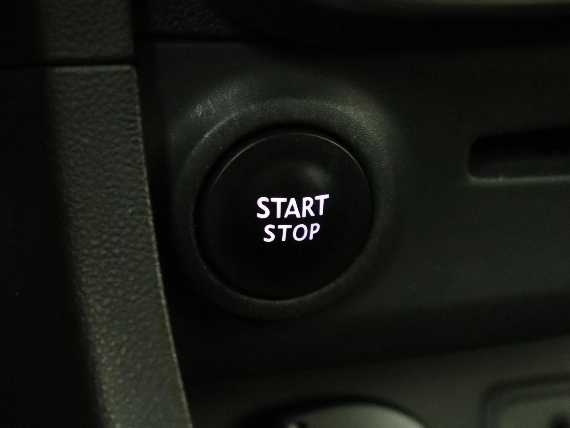 Renault-Clio-image-22