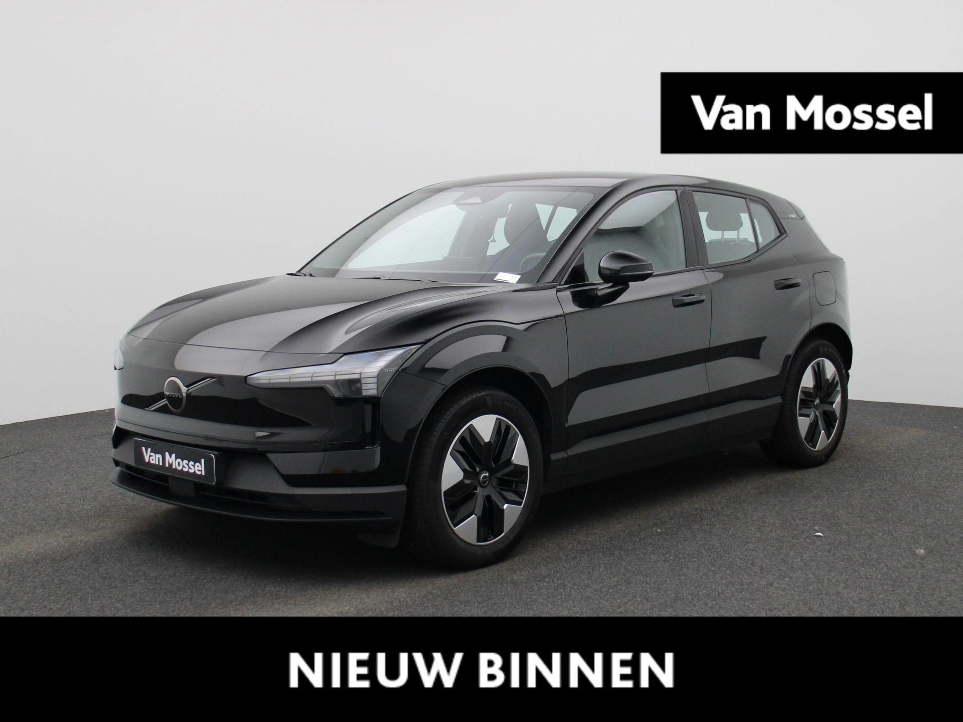 Volvo-EX30-image-0