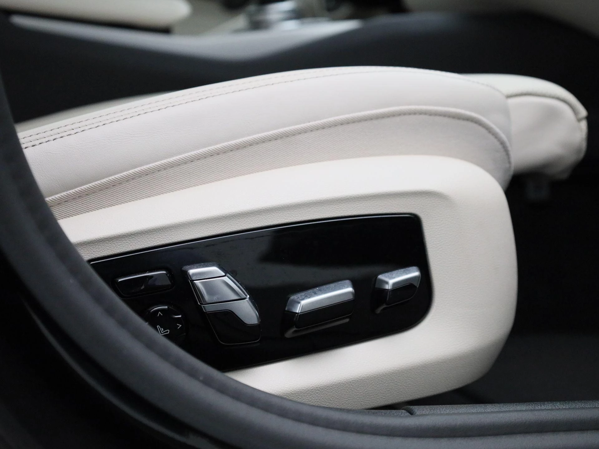 BMW-5 Serie-image-45
