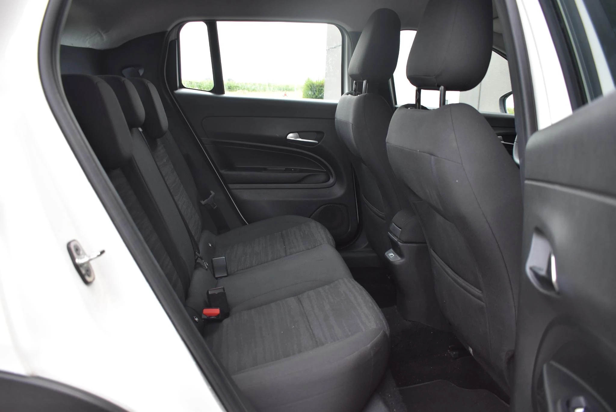 Jeep-Avenger-image-10