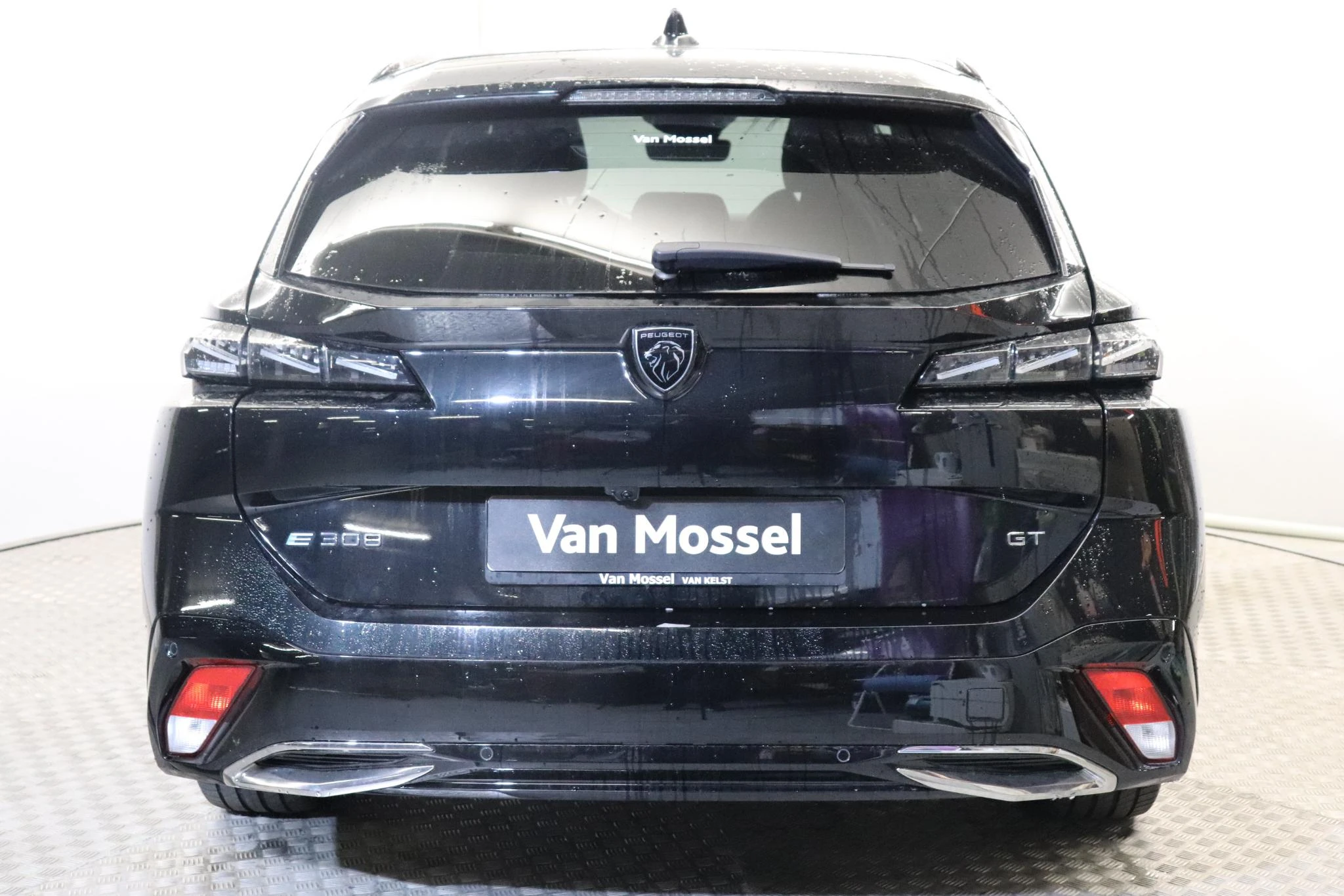Peugeot-e-308-image-4