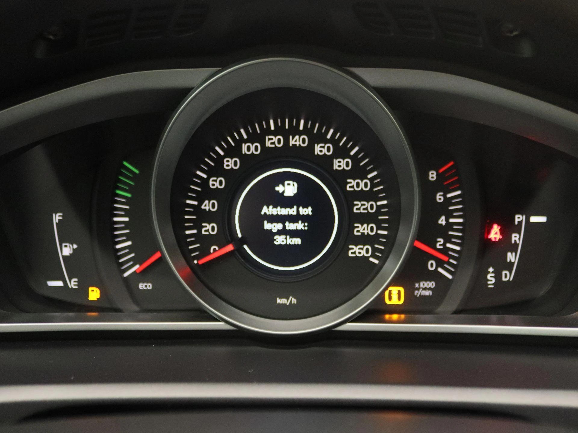 Volvo-V40-image-7