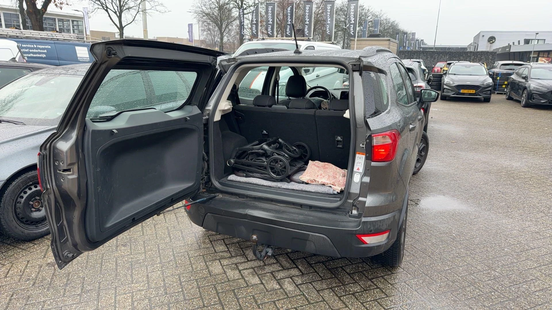 Ford-EcoSport-image-17