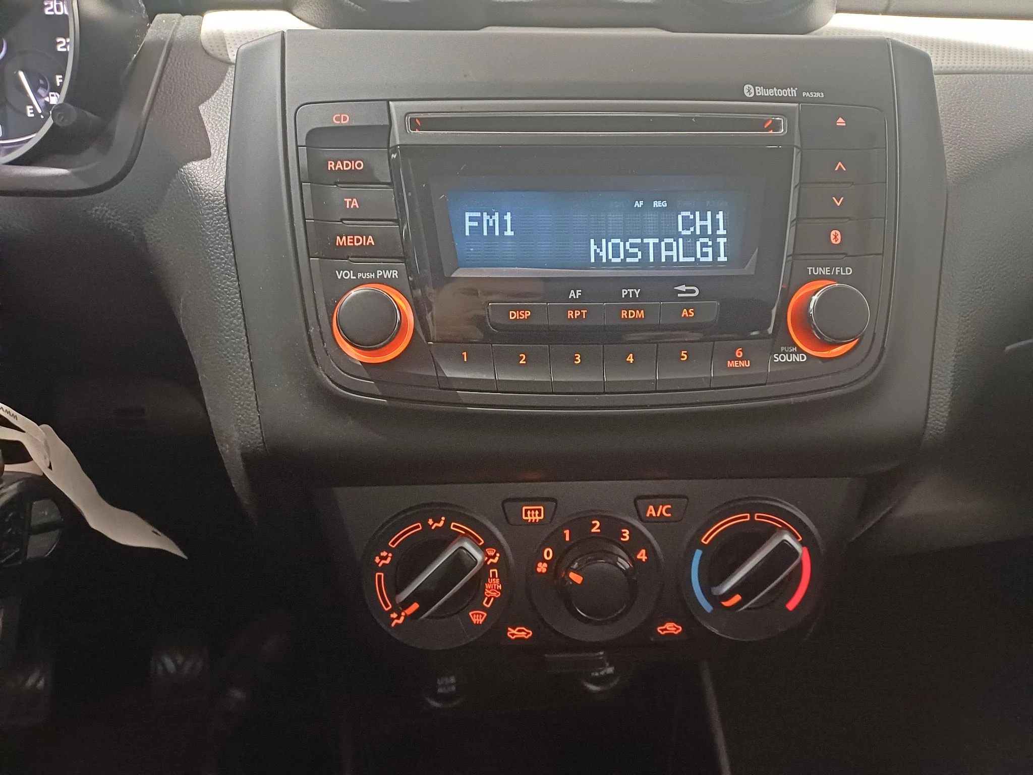 Suzuki-Swift-image-14