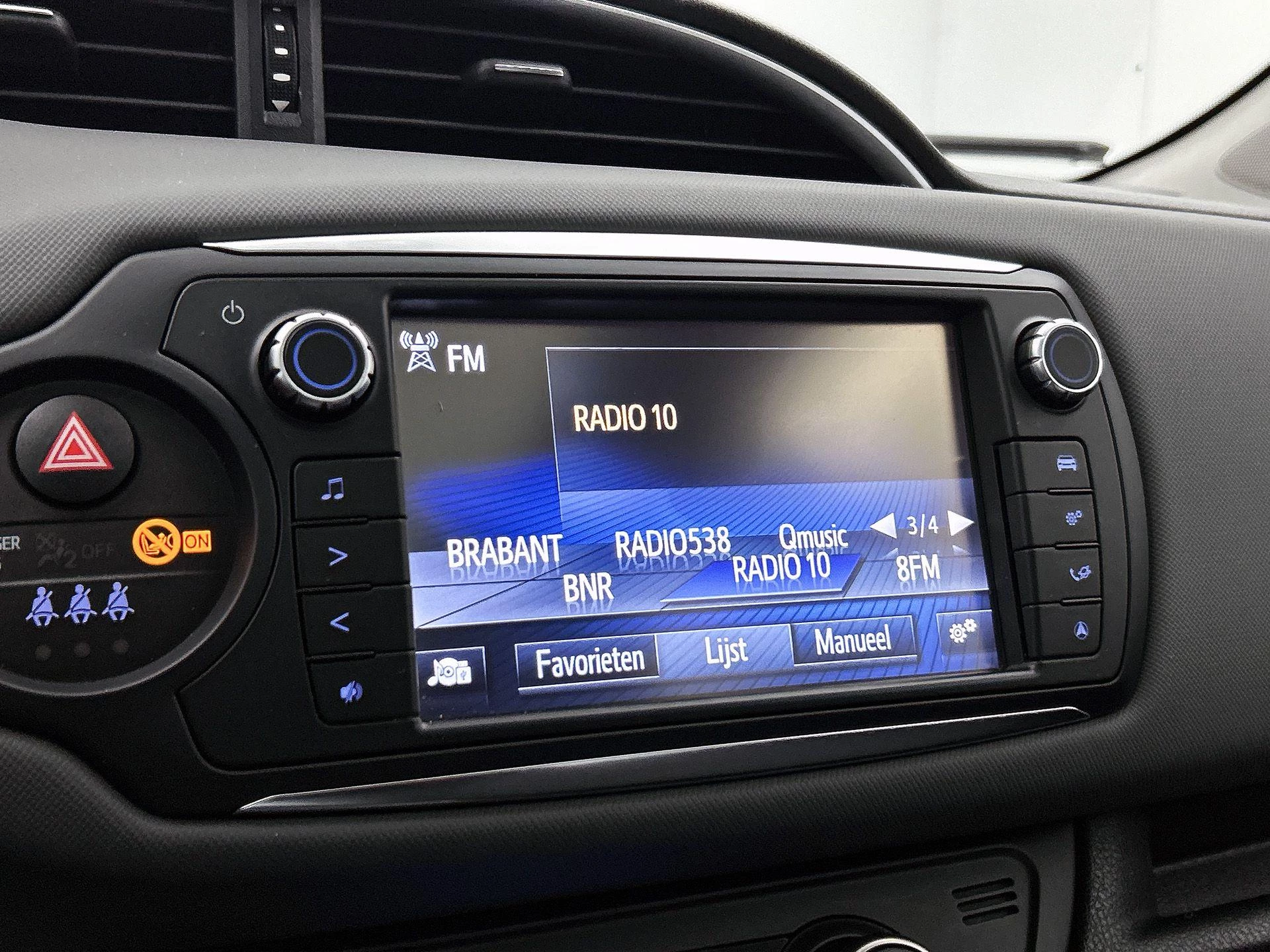 Toyota-Yaris-image-6
