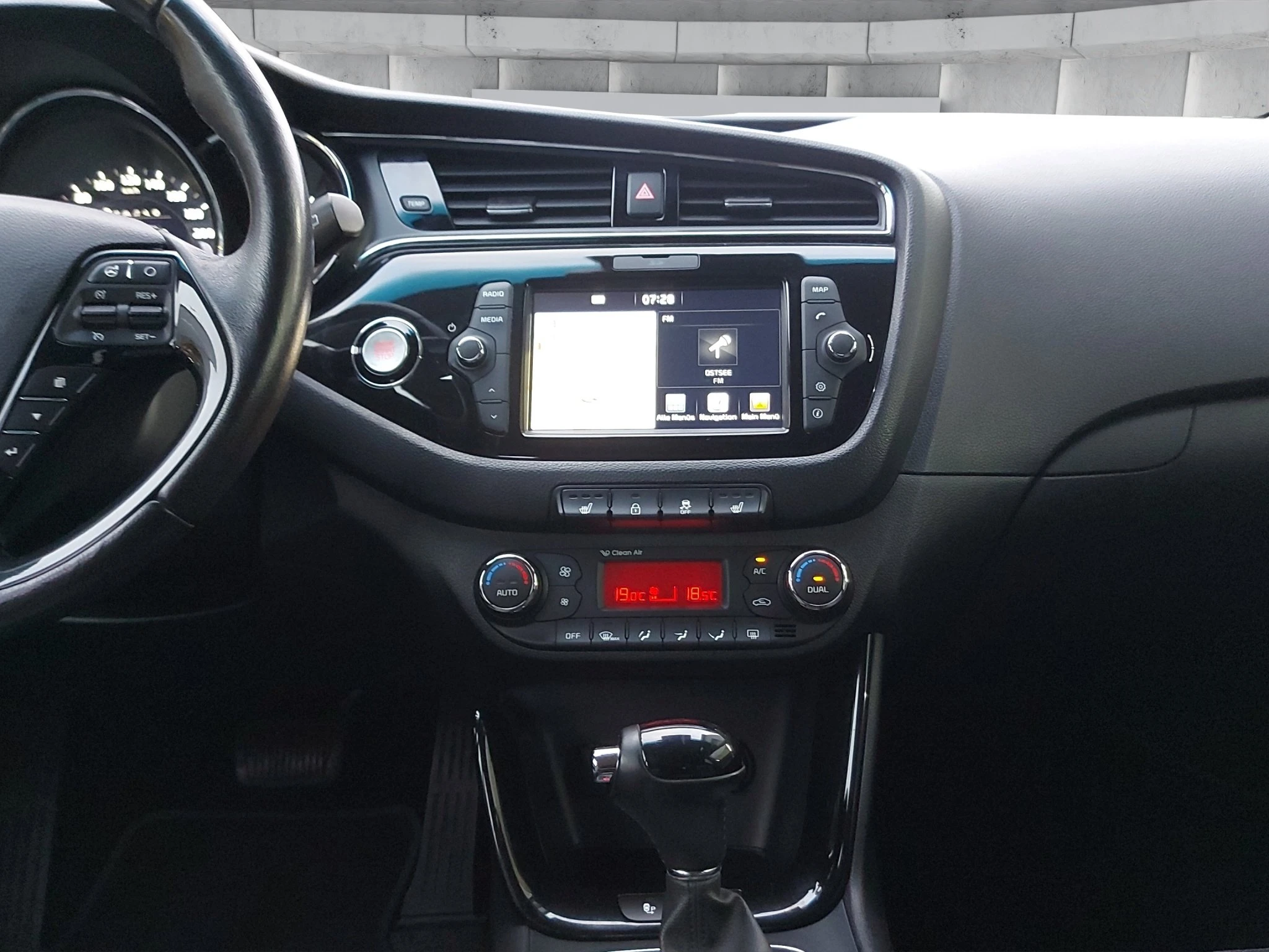 Kia-Ceed Sportswagon-image-14