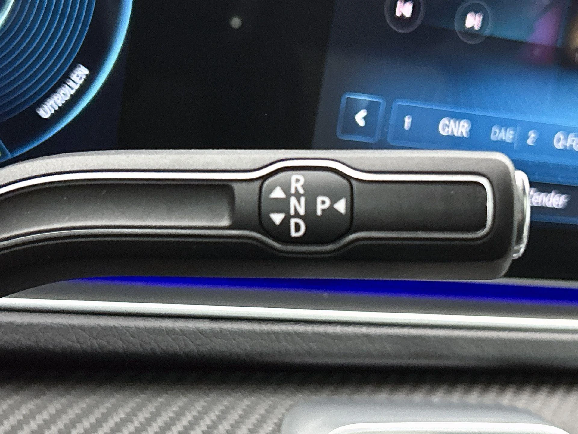 Mercedes-Benz-GLE-image-9