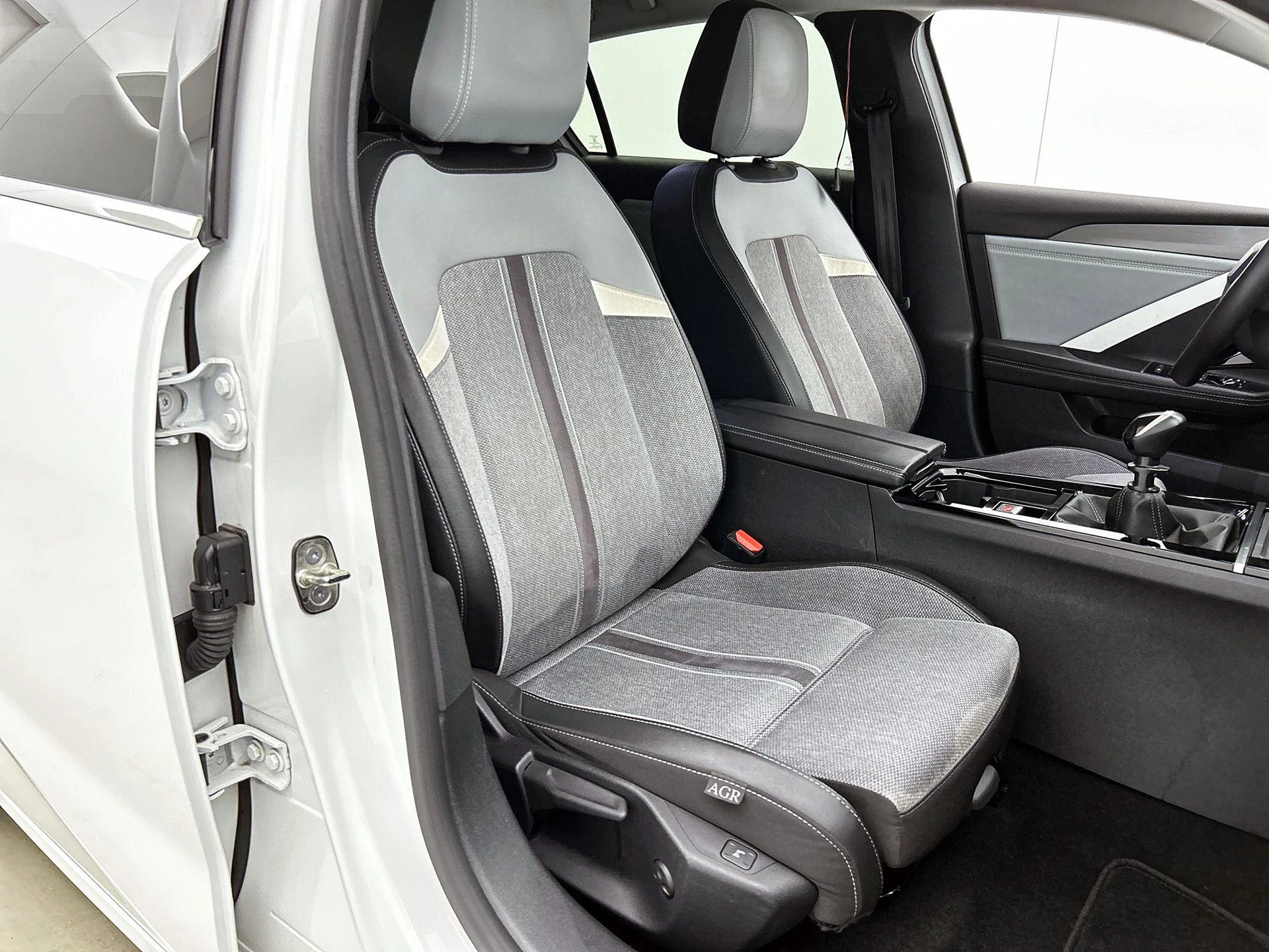 Opel-Astra-image-38
