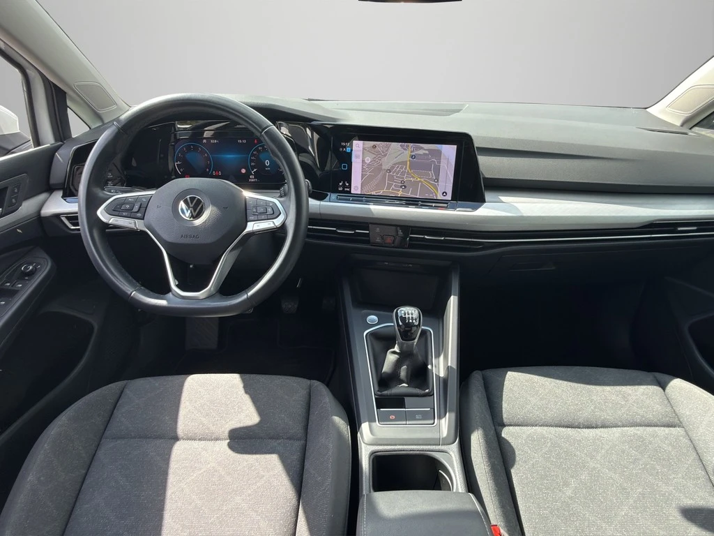Volkswagen Golf 1.5 TSI Life *NAVI*LED*LENKRADHEIZUNG*SITZHEIZUNG*