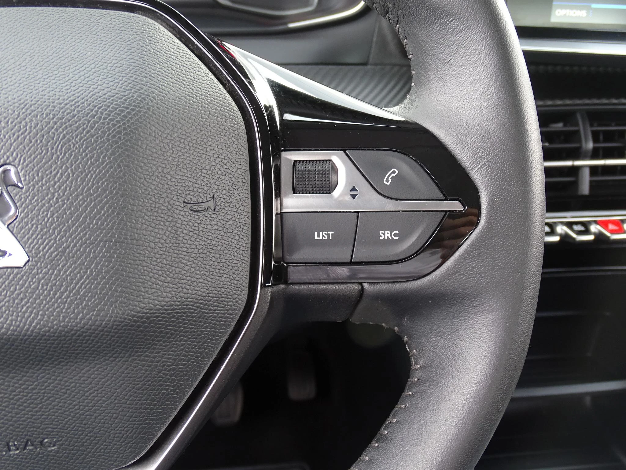 Peugeot-2008-image-22