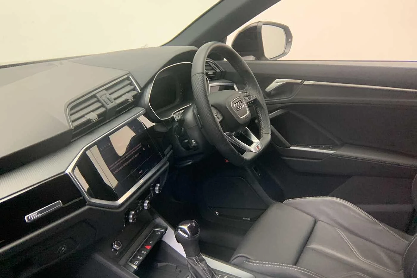 Audi-Q3-image-1