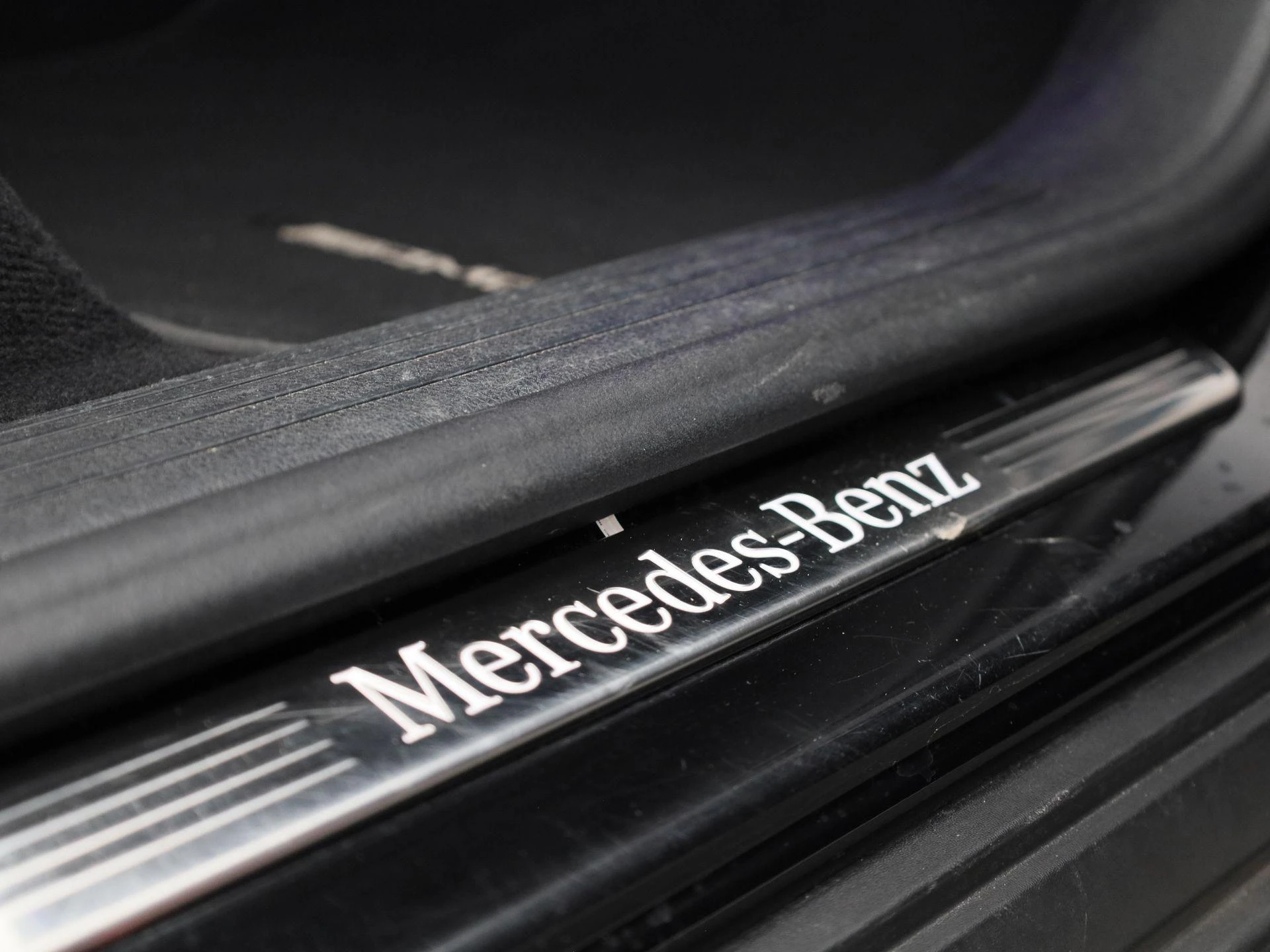 Mercedes-Benz-GLE-image-52