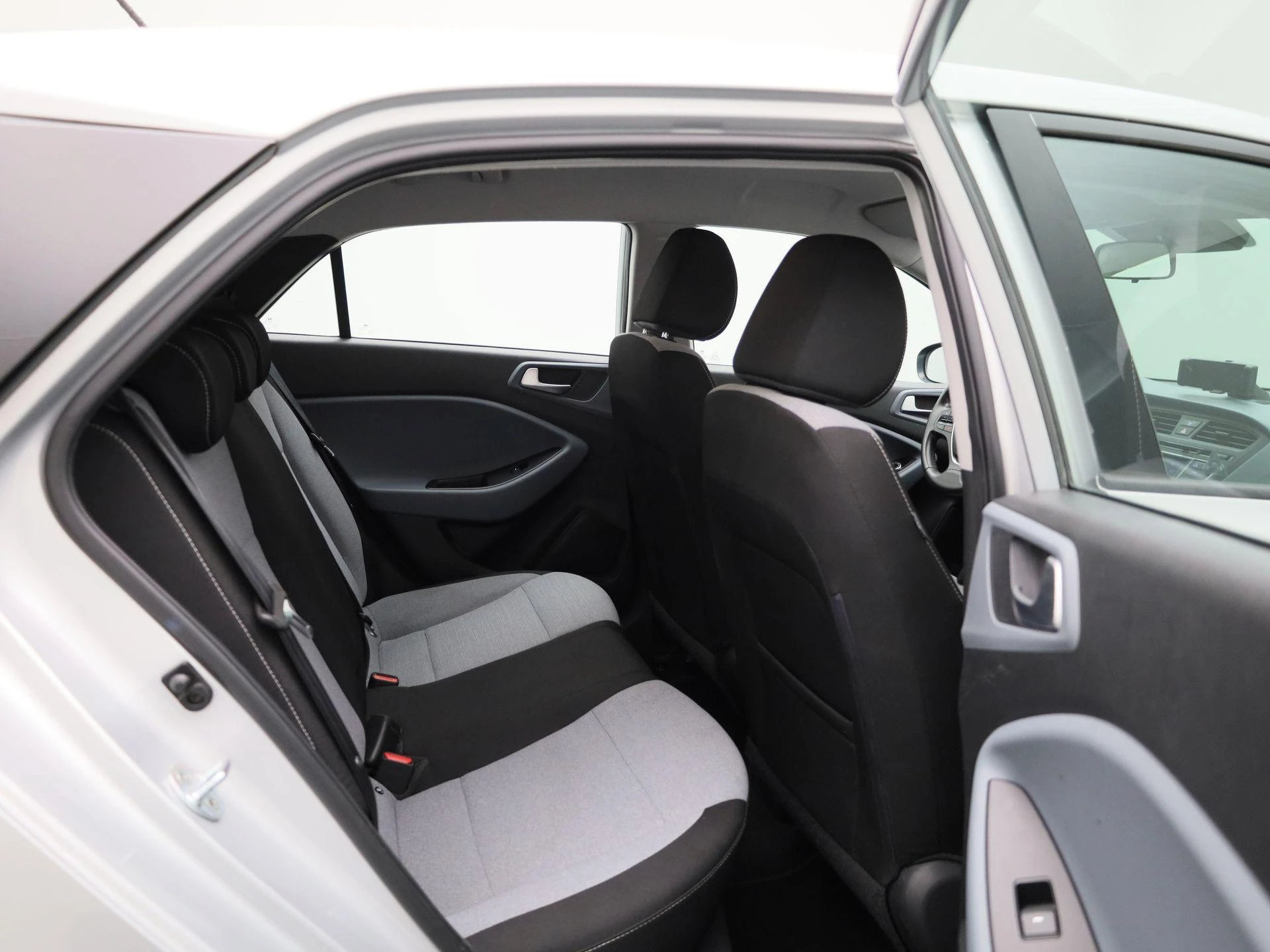 Hyundai-i20-image-29