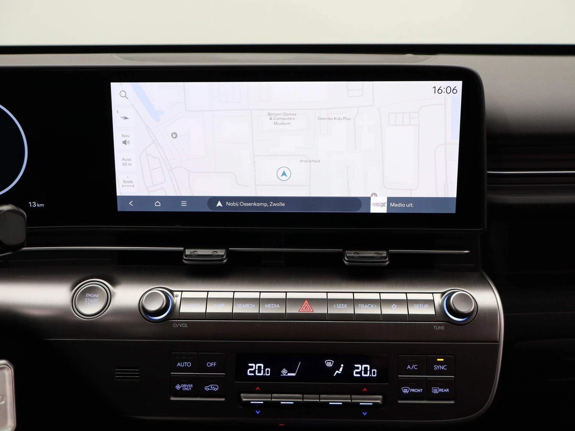 Hyundai-Kona-image-15