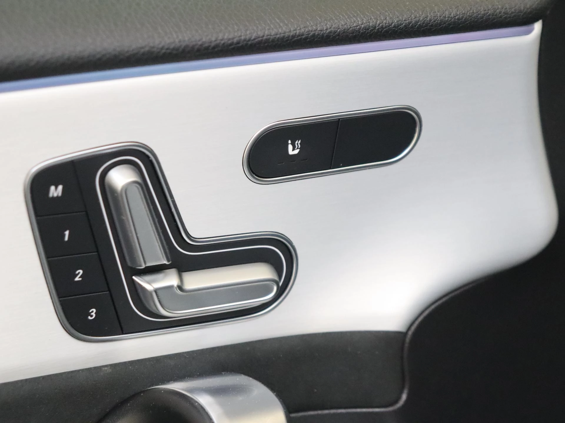 Mercedes-Benz-A-Klasse-image-25