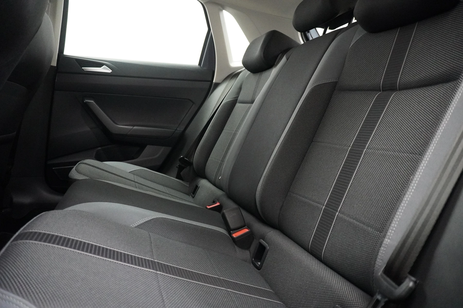 Volkswagen-Polo-image-11