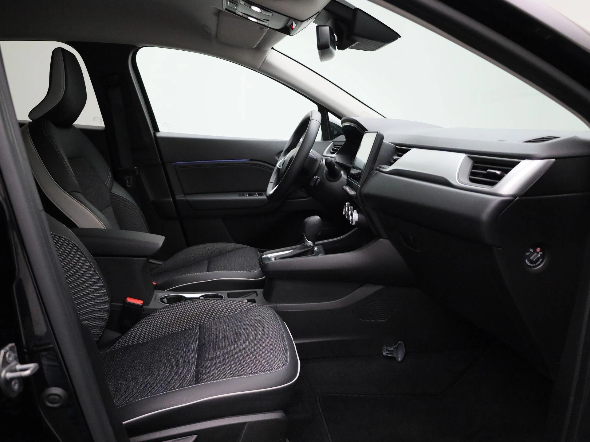 Renault-Captur-image-29