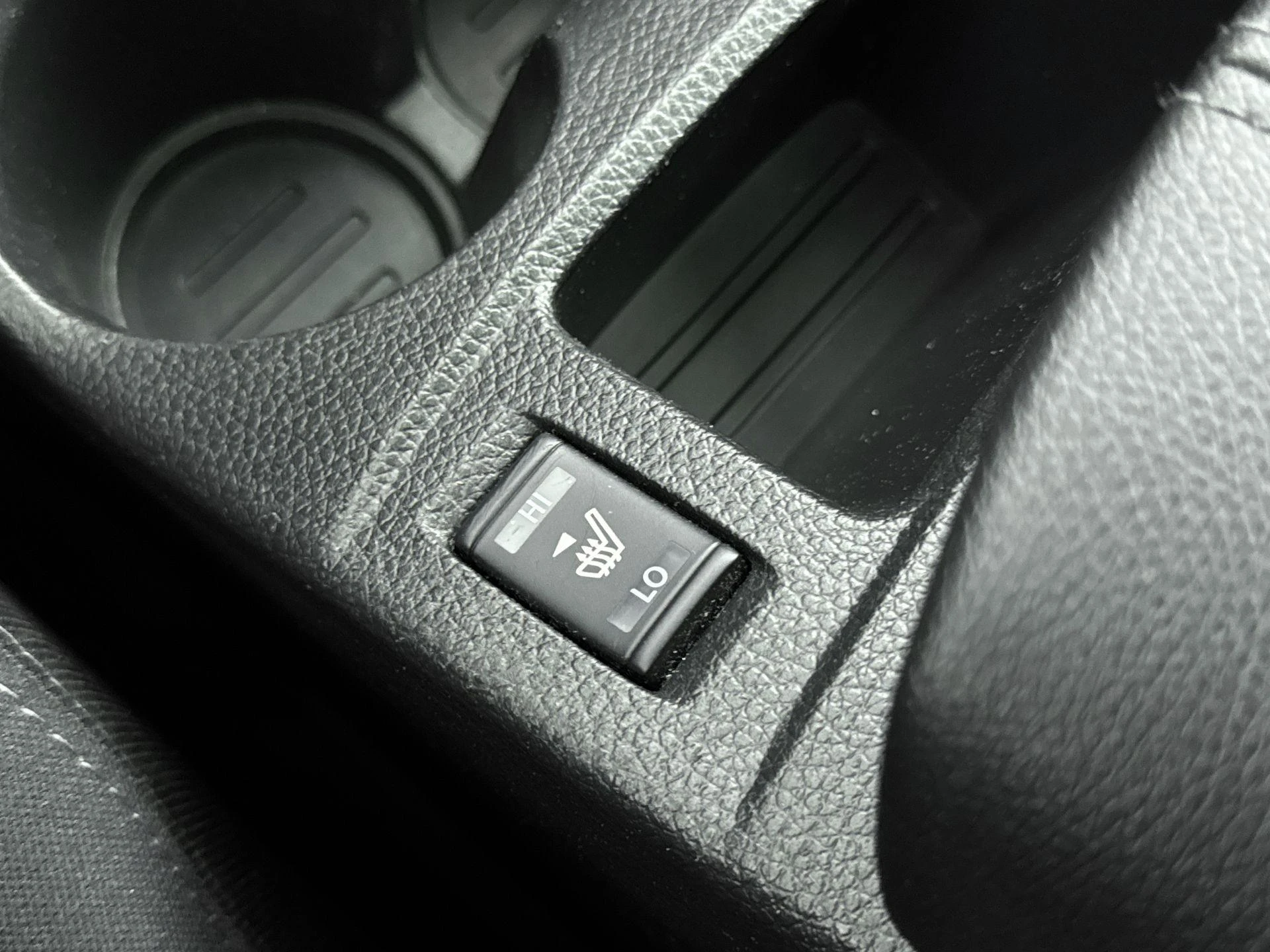 Nissan-QASHQAI-image-7