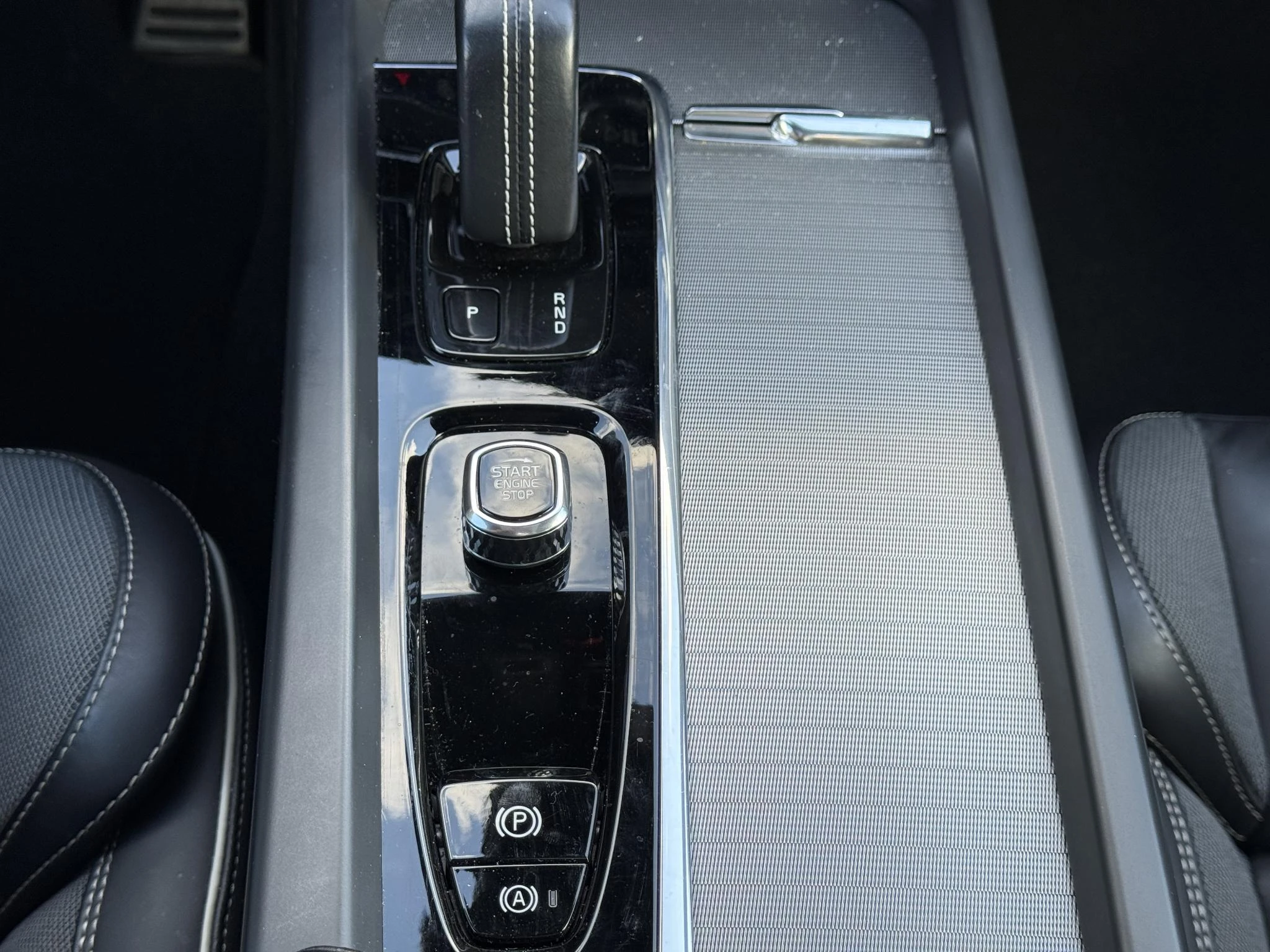 Volvo-XC60-image-25