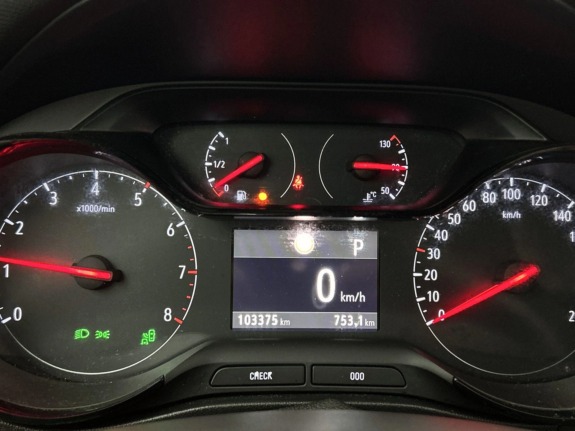Opel-Crossland X-image-12