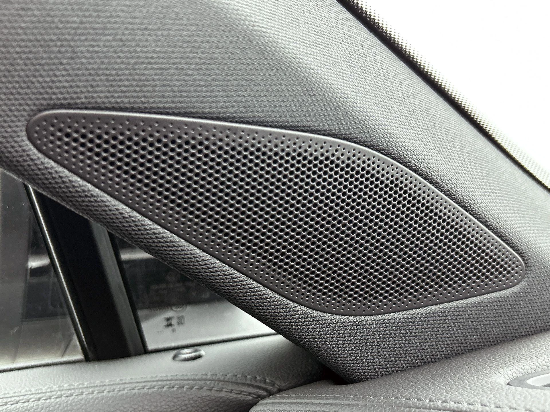 Volkswagen-Tiguan-image-17