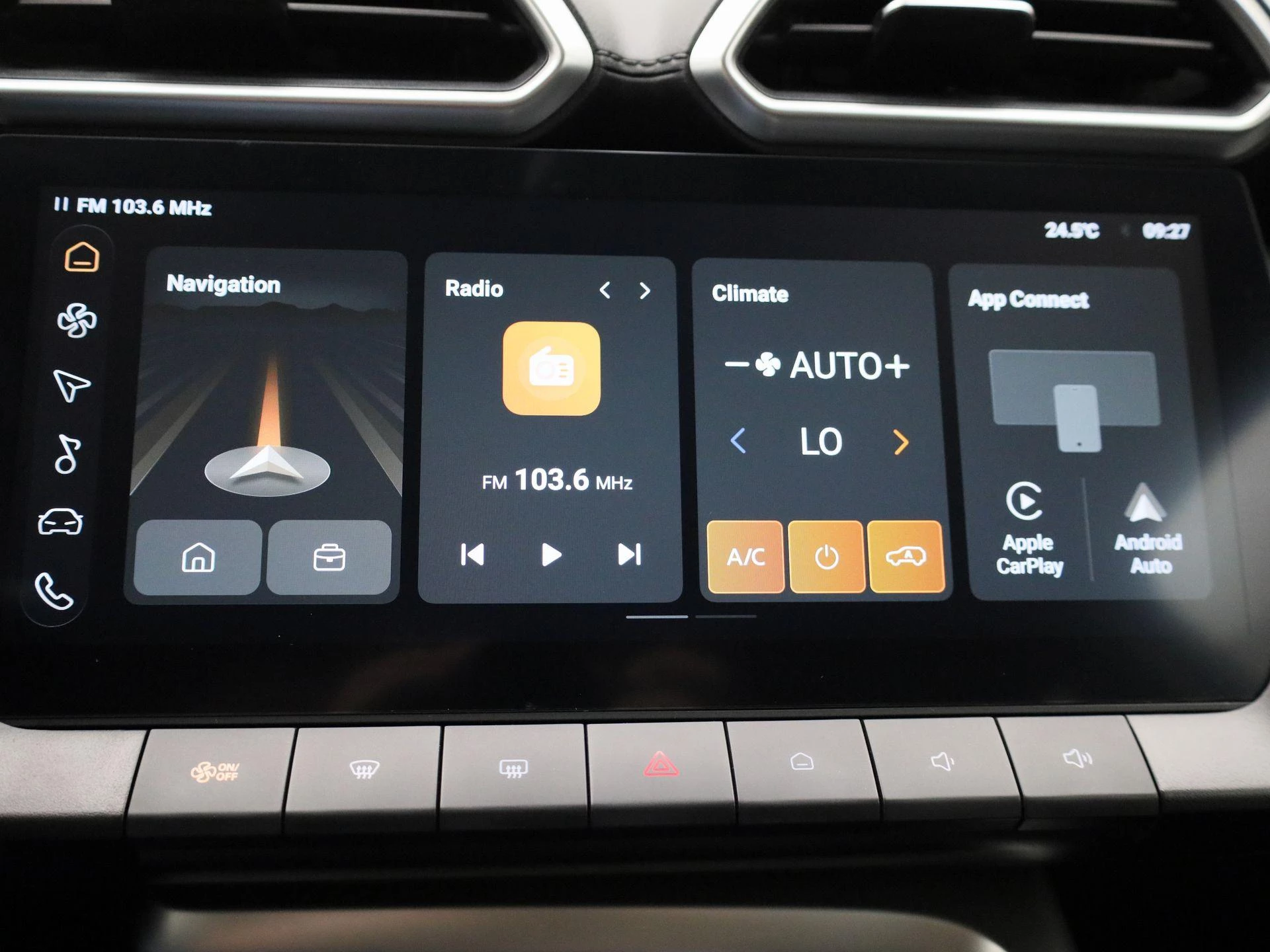 MG ZS 1.5 Hybrid+ Luxury