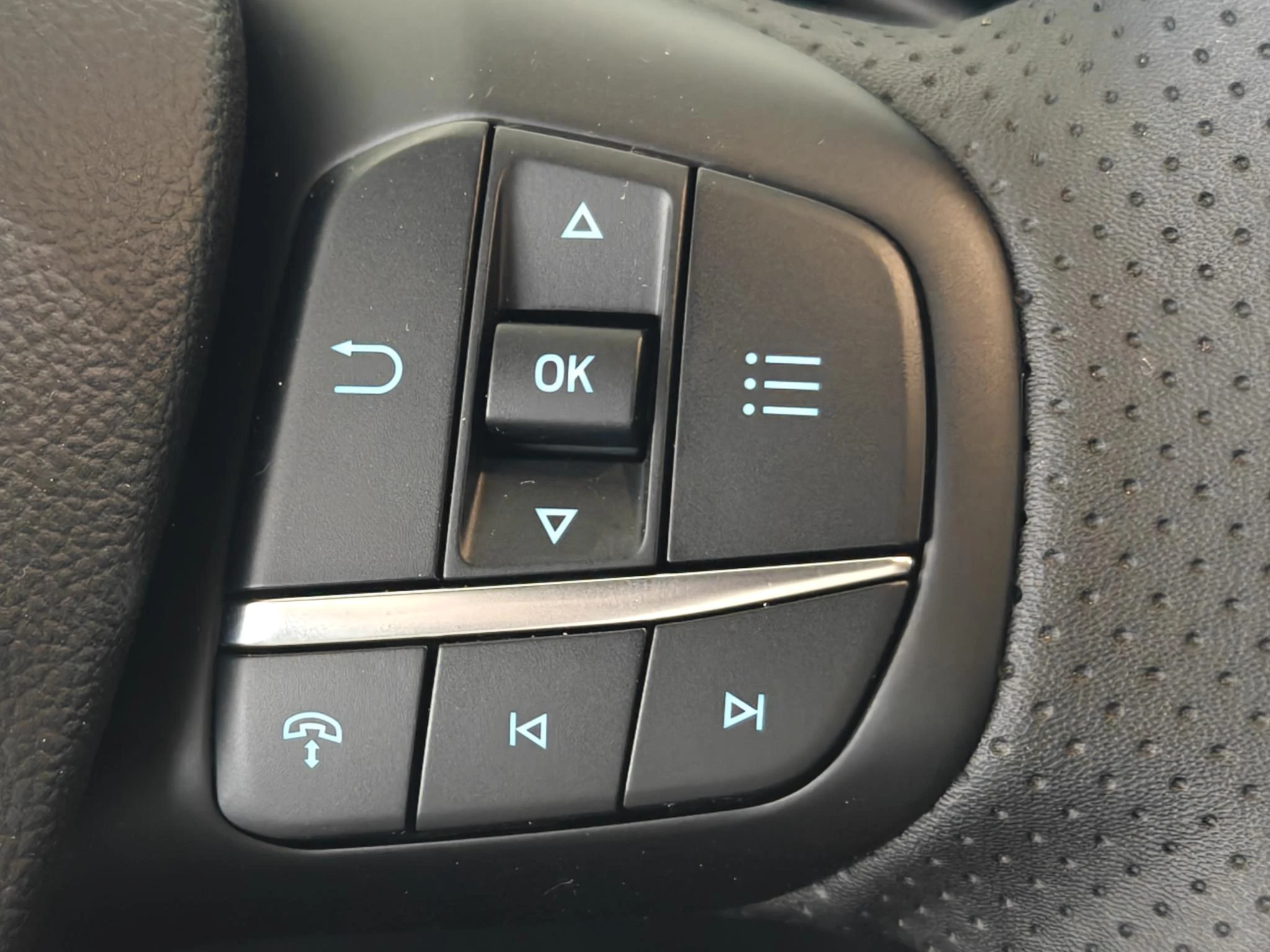 Ford-Kuga-image-12