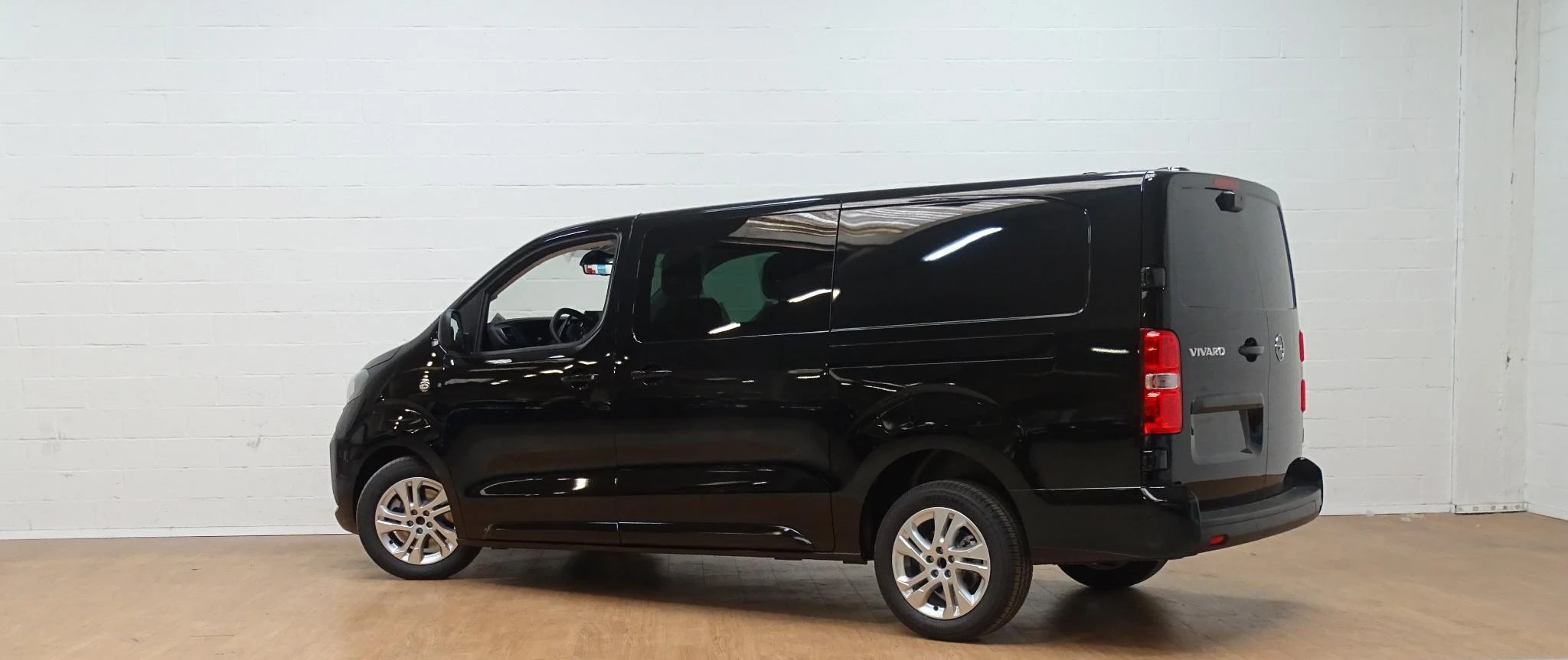 Opel-Vivaro-image-3