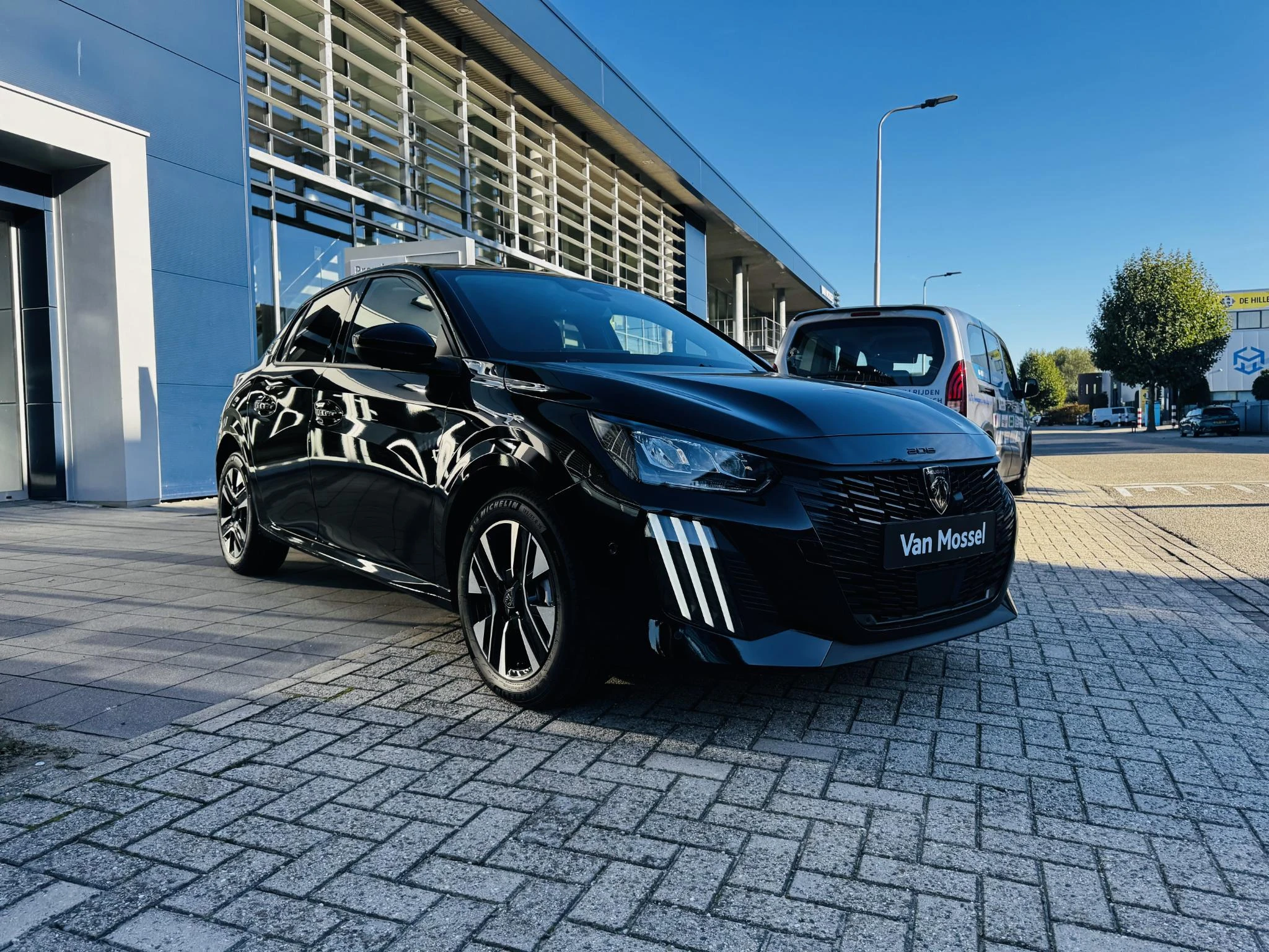 Peugeot-208-image-5